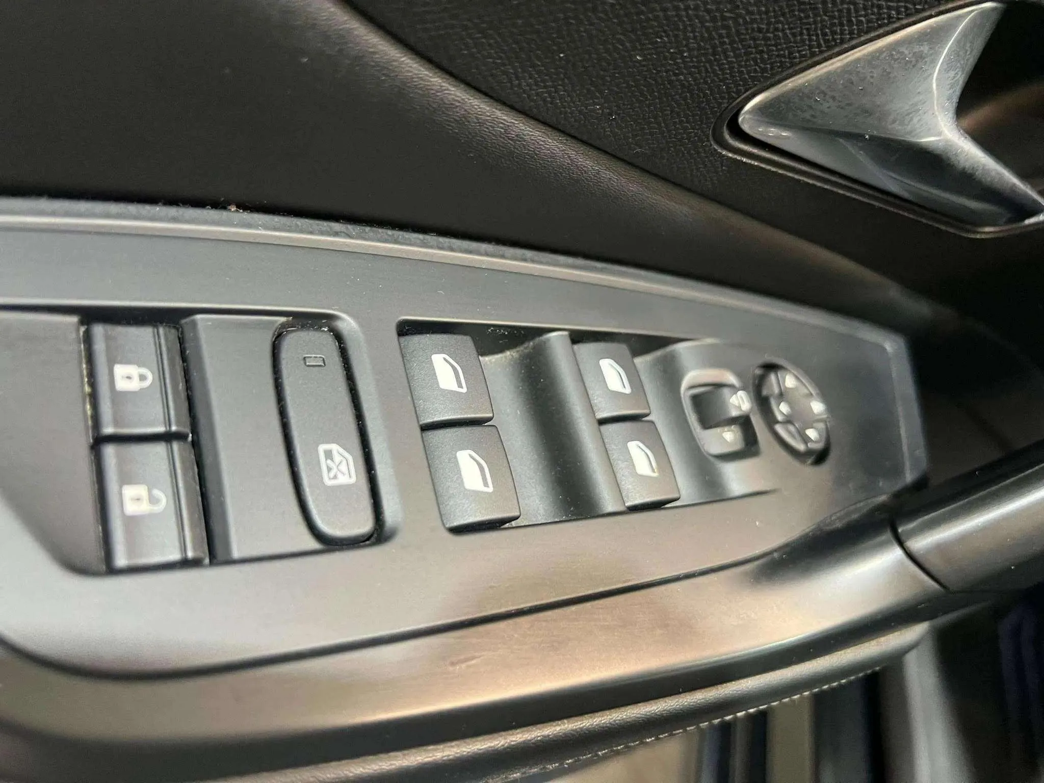 Peugeot 308 Allure BlueHDi 130 EAT8 - foto 13