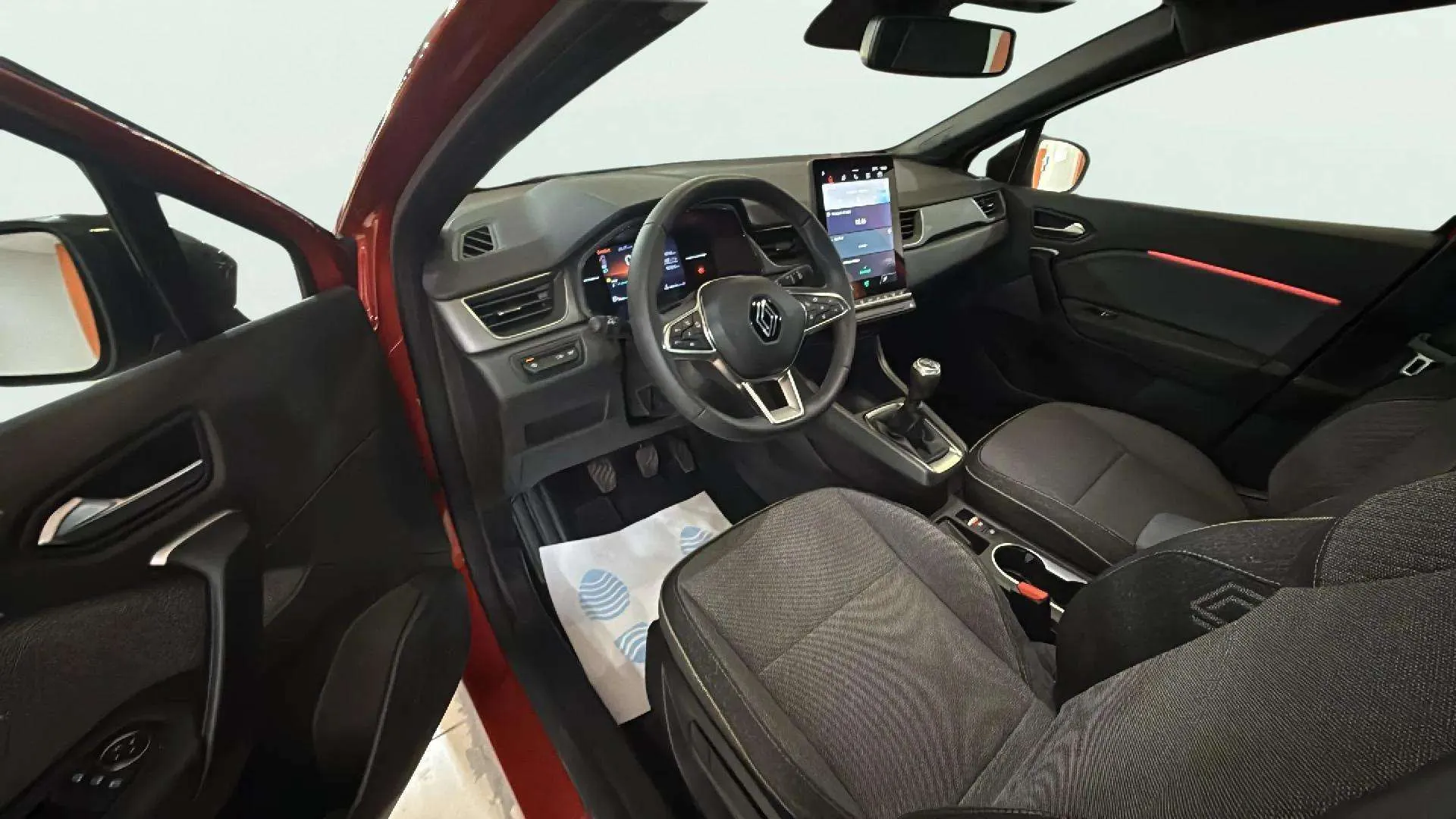 Renault Captur techno TCe mild hybrid - foto 12