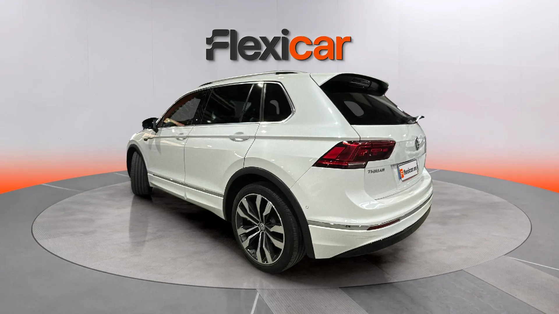 Volkswagen Tiguan Sport 2.0 TDI 4Motion DSG - foto 5