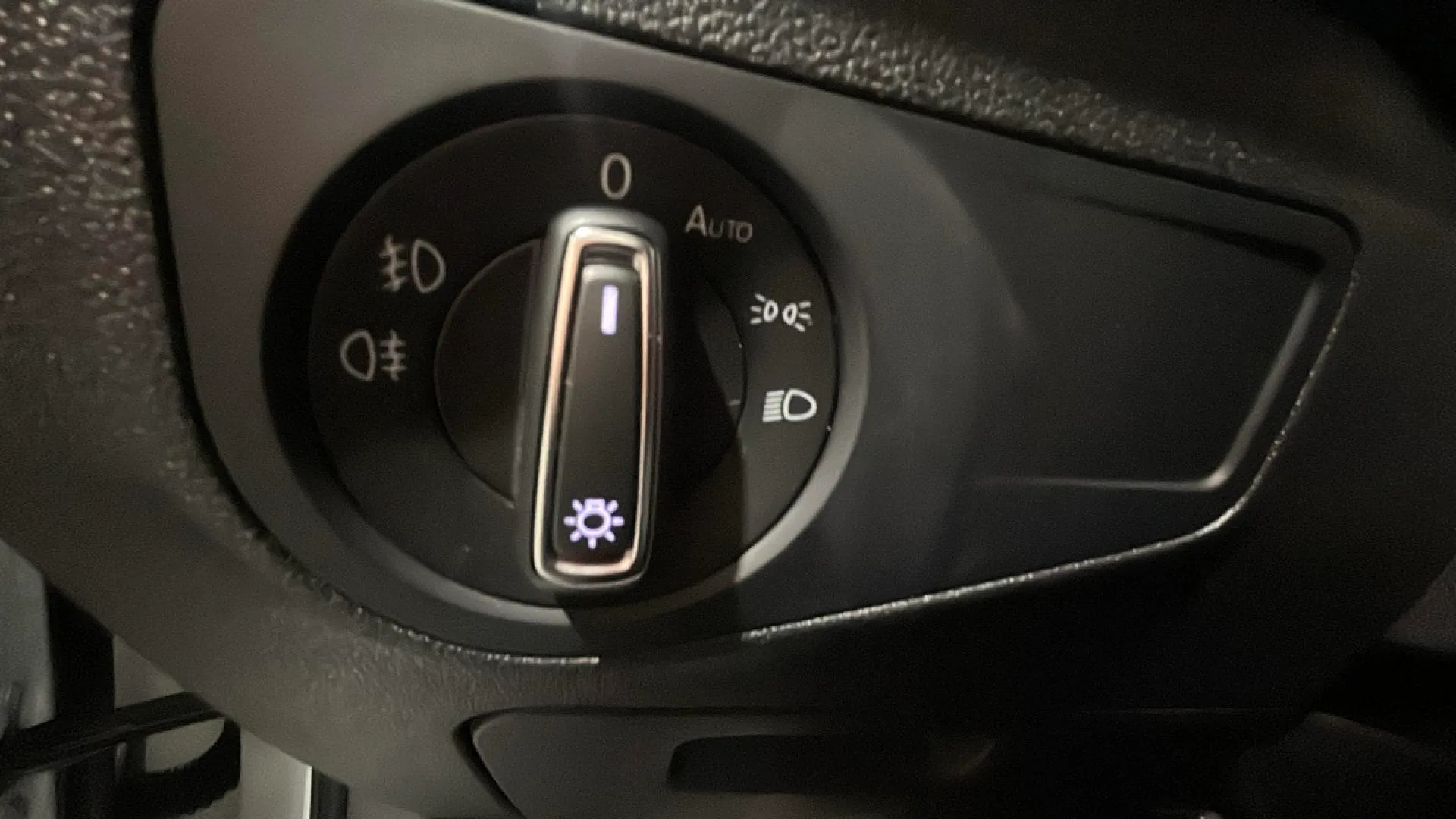 Volkswagen Tiguan Sport 2.0 TDI 4Motion DSG - foto 27