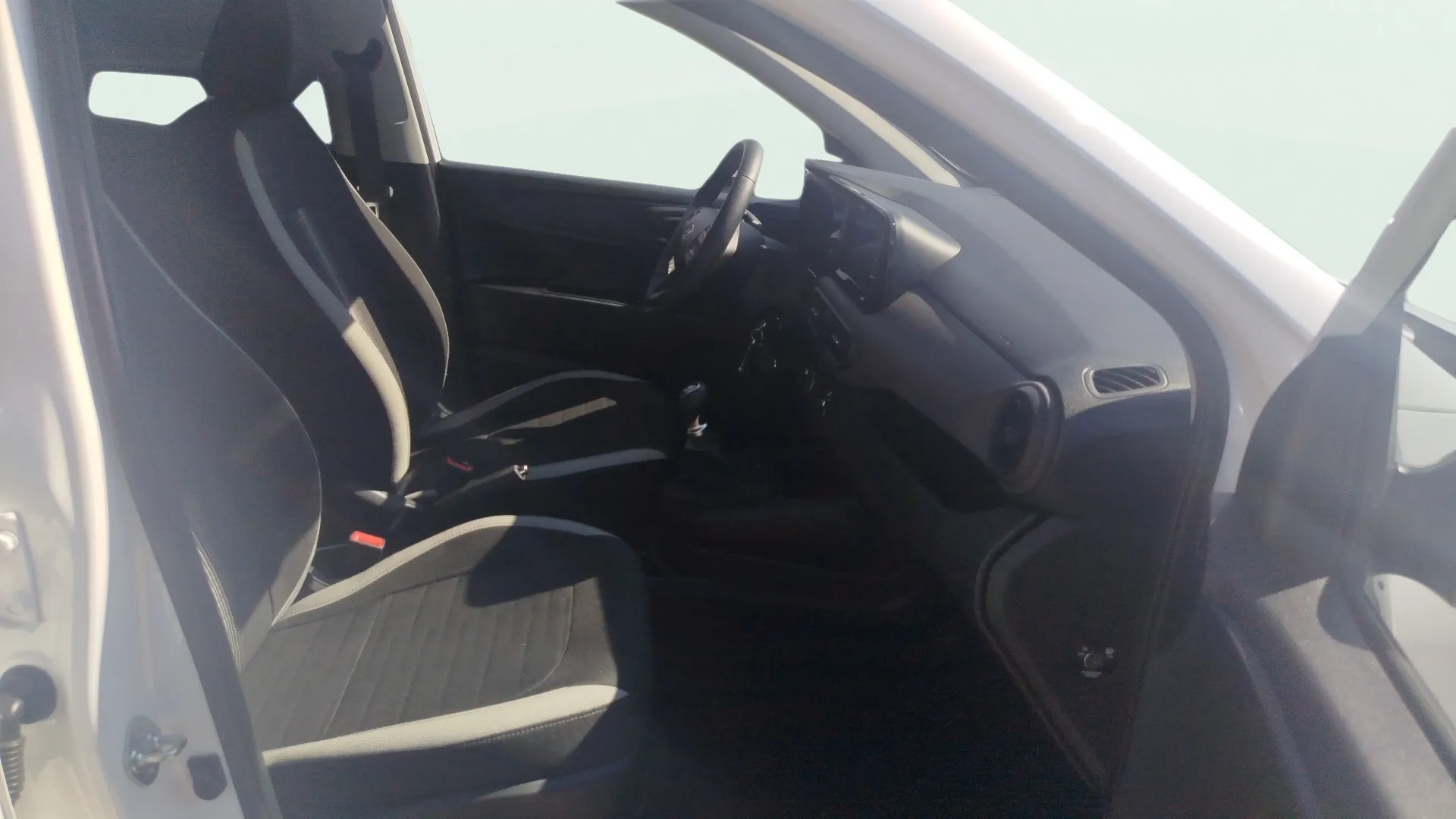 Hyundai i10 1.0 Klass - foto 14