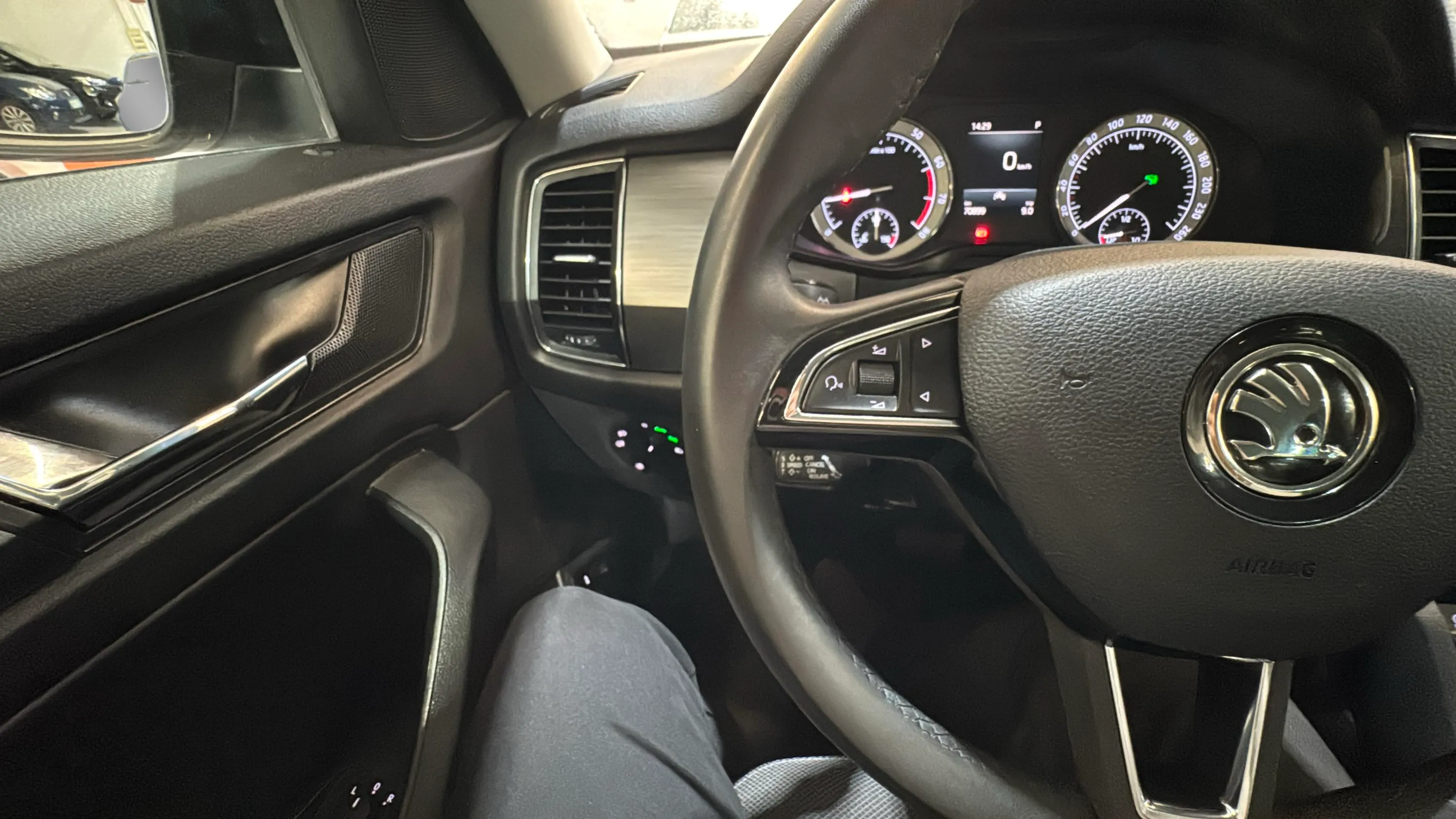 Škoda Kodiaq 1.5 TSI DSG 4x2 Ambition - foto 17