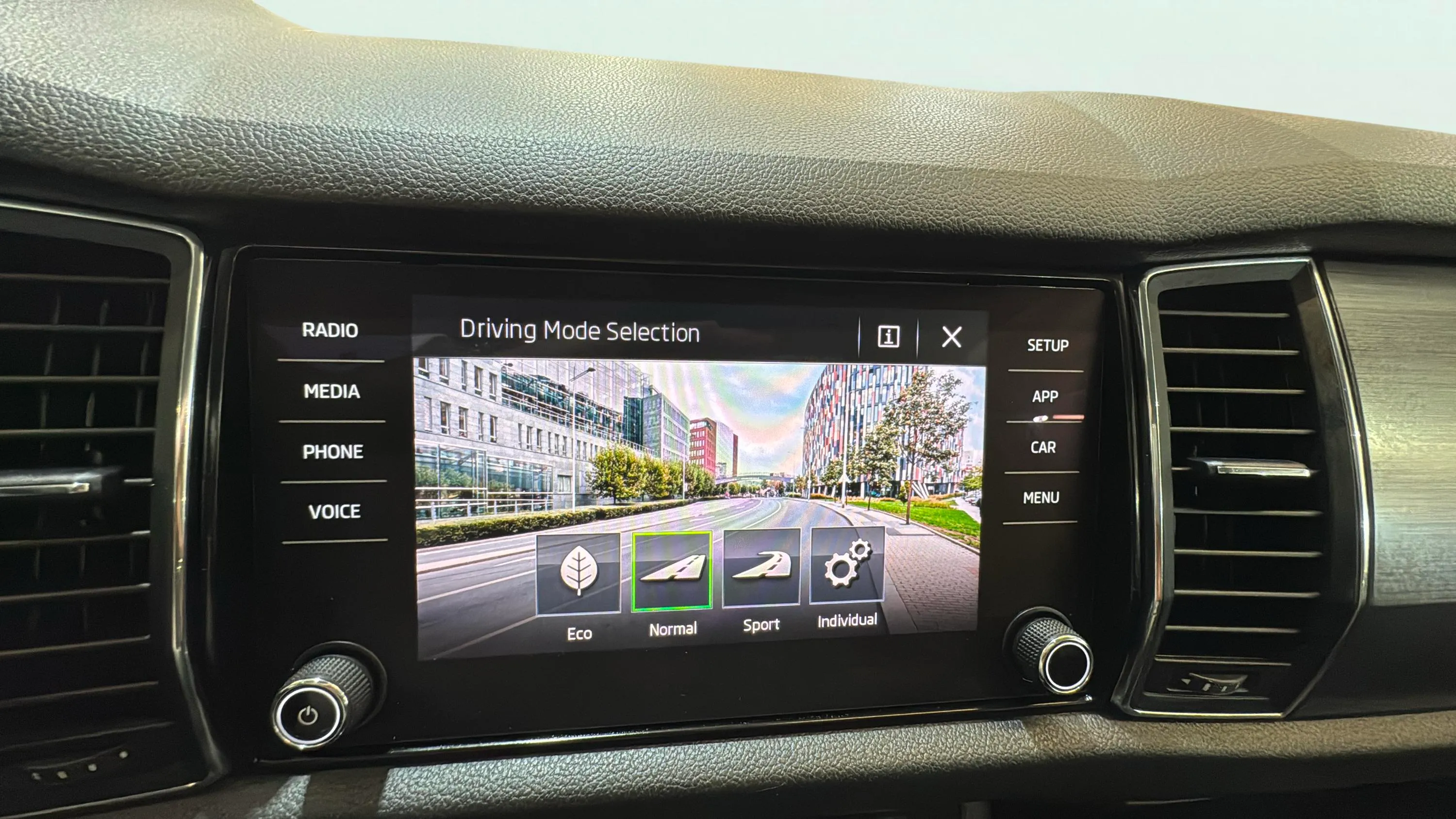 Škoda Kodiaq 1.5 TSI DSG 4x2 Ambition - foto 22