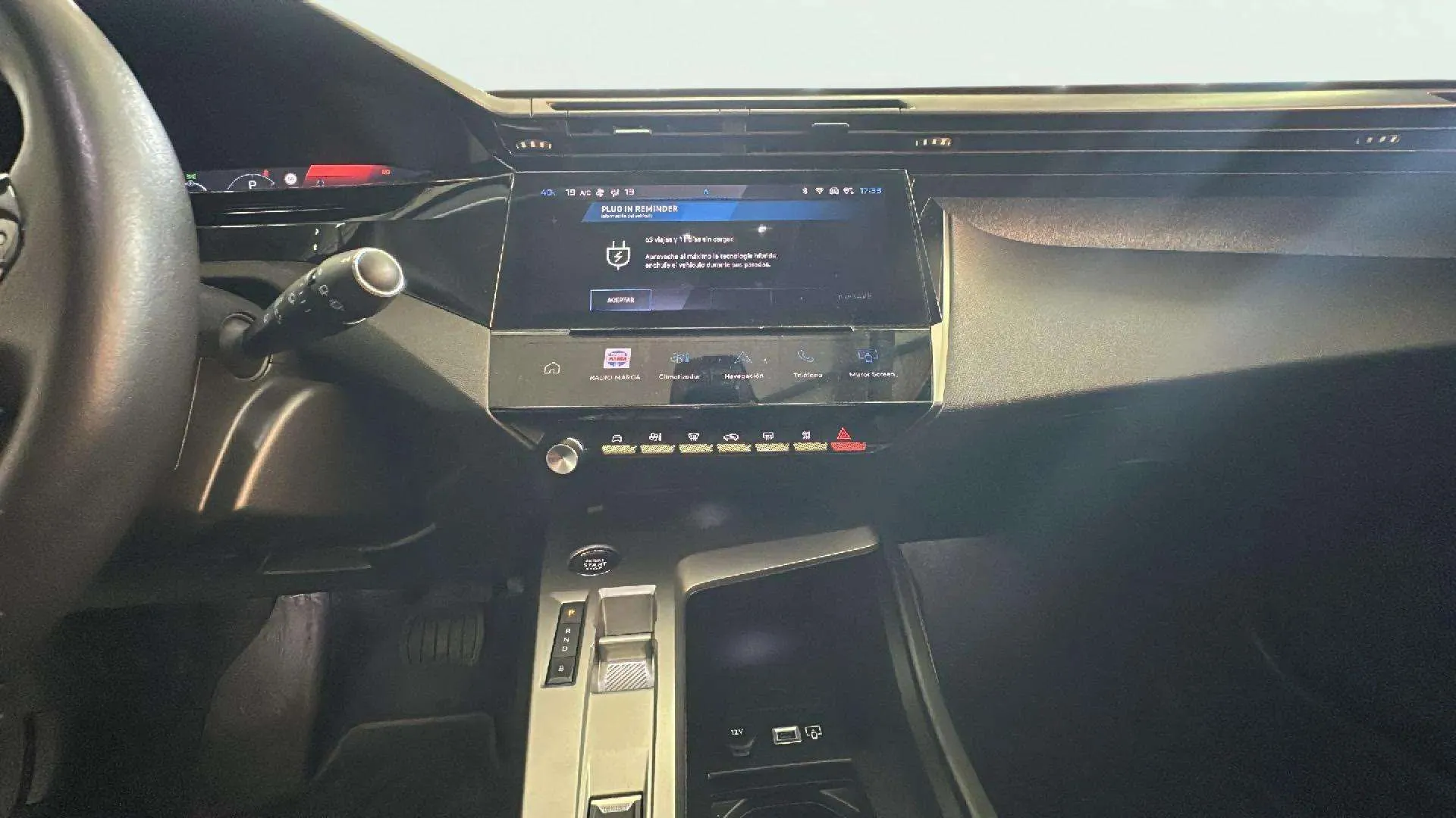 Peugeot 308 Allure Hybrid 180 eEAT8 - foto 8