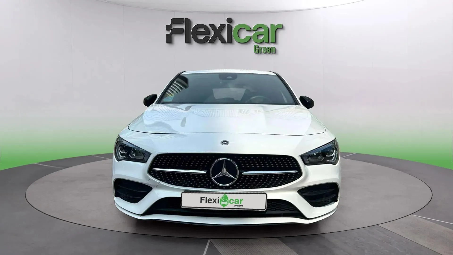 Mercedes-Benz CLA 180 Shooting Brake - foto 2