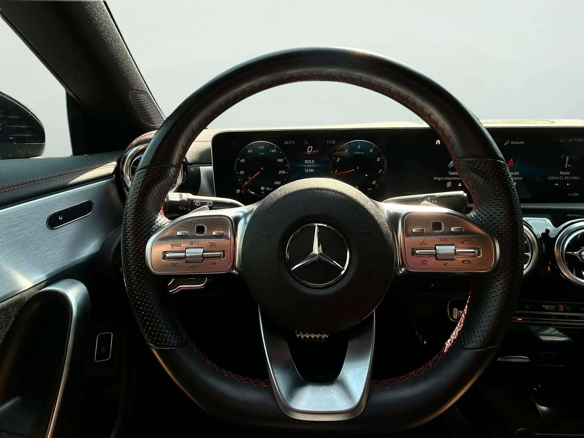 Mercedes-Benz CLA 180 Shooting Brake - foto 11