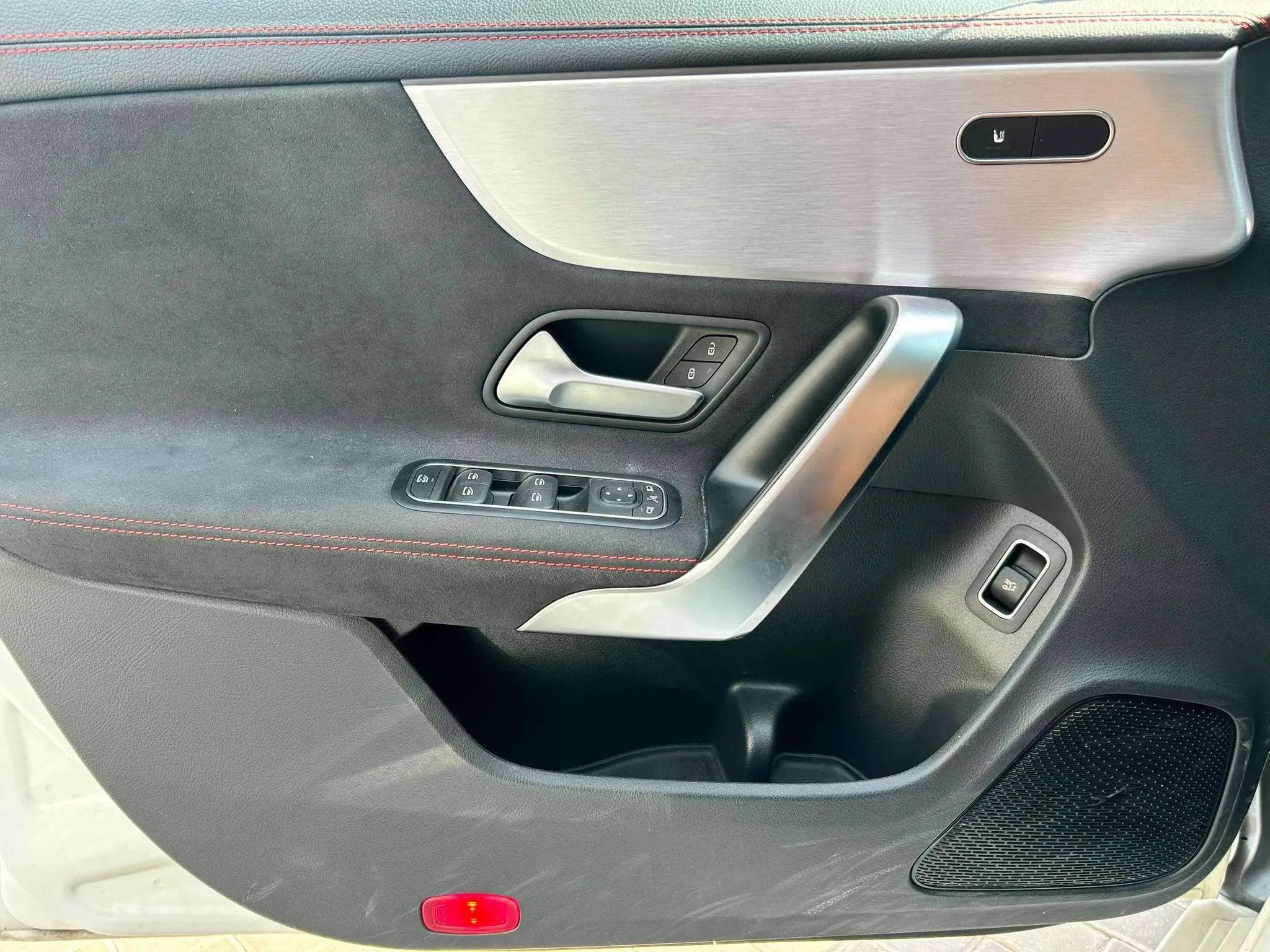 Mercedes-Benz CLA 180 Shooting Brake - foto 18