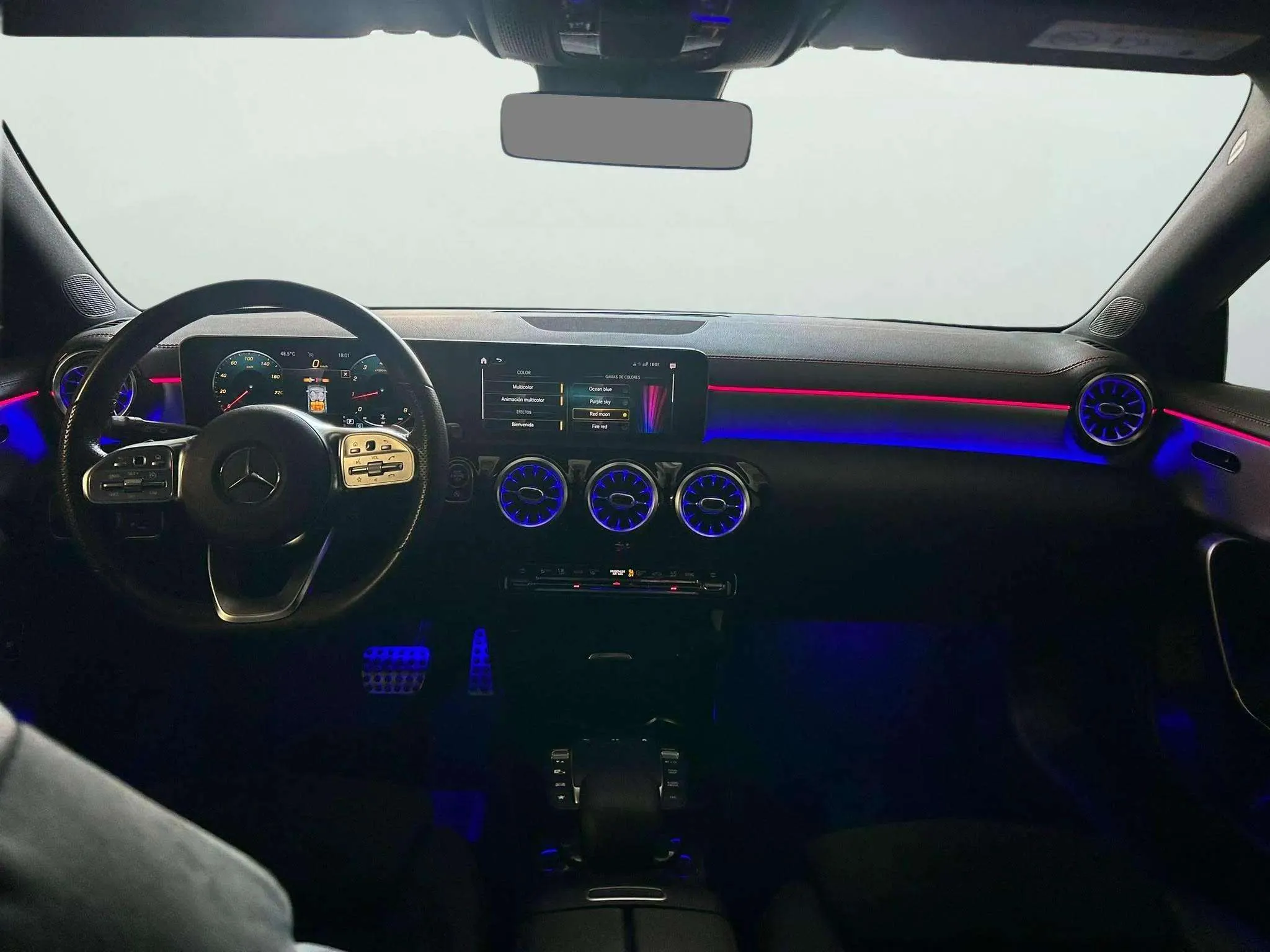 Mercedes-Benz CLA 180 Shooting Brake - foto 9
