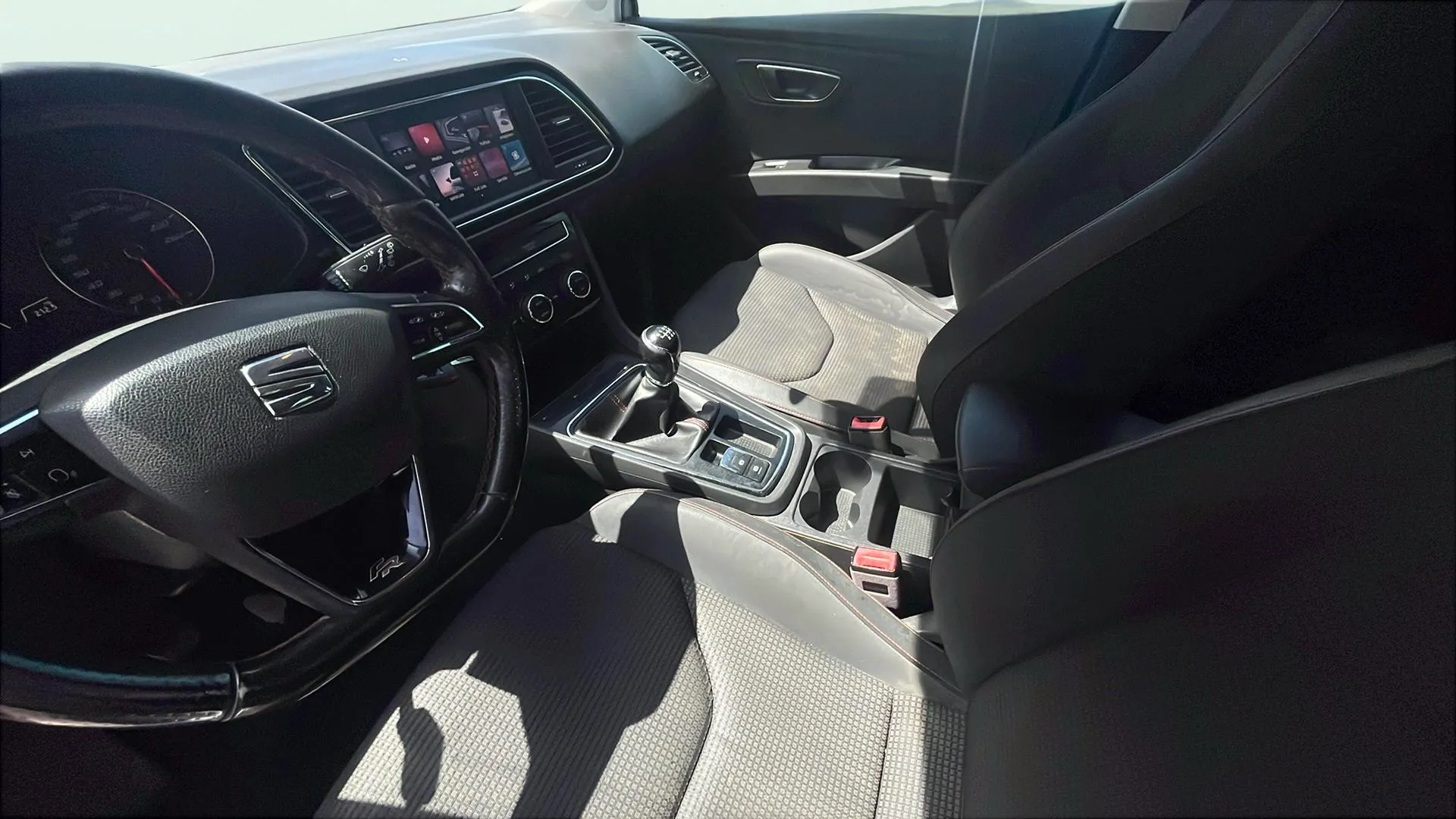 SEAT León 1.4 TSI FR - foto 22