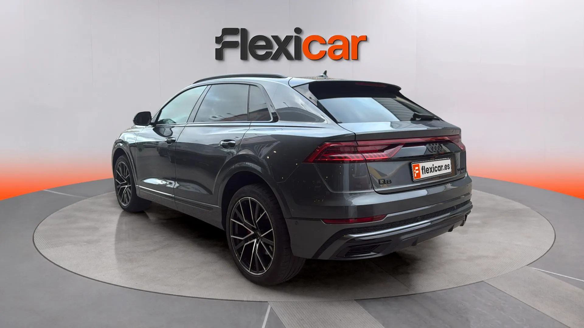 Audi Q8 55 TFSI quattro tiptronic - foto 5
