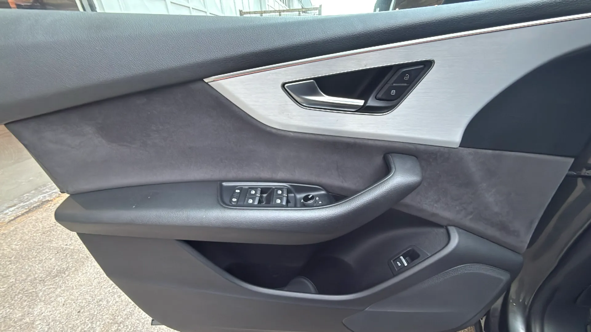 Audi Q8 55 TFSI quattro tiptronic - foto 9