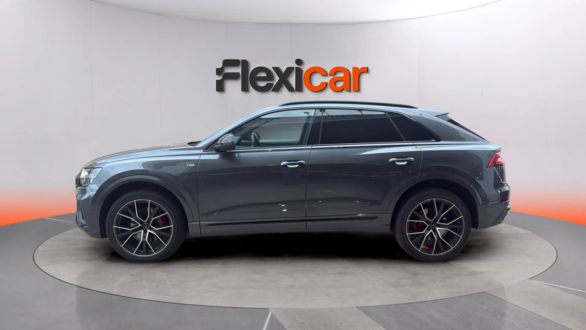 Audi Q8 55 TFSI quattro tiptronic - foto 6