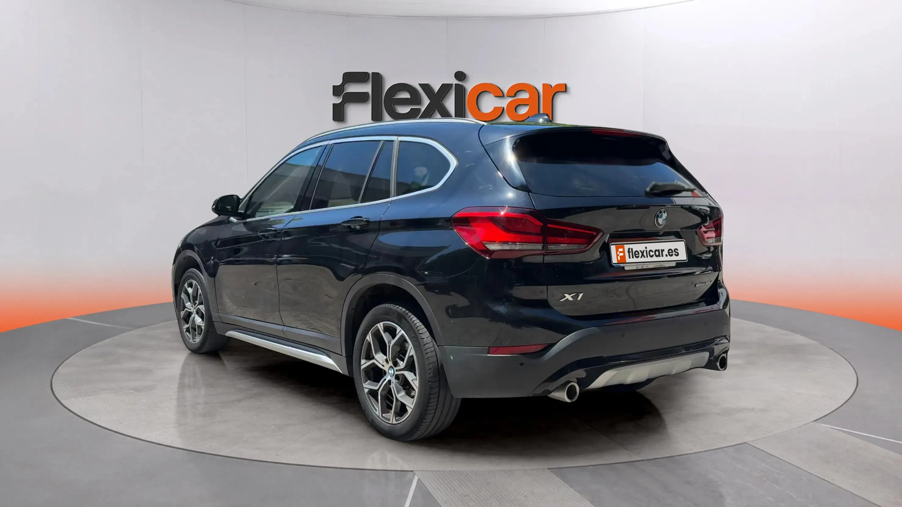 BMW X1 sDrive18d - foto 4