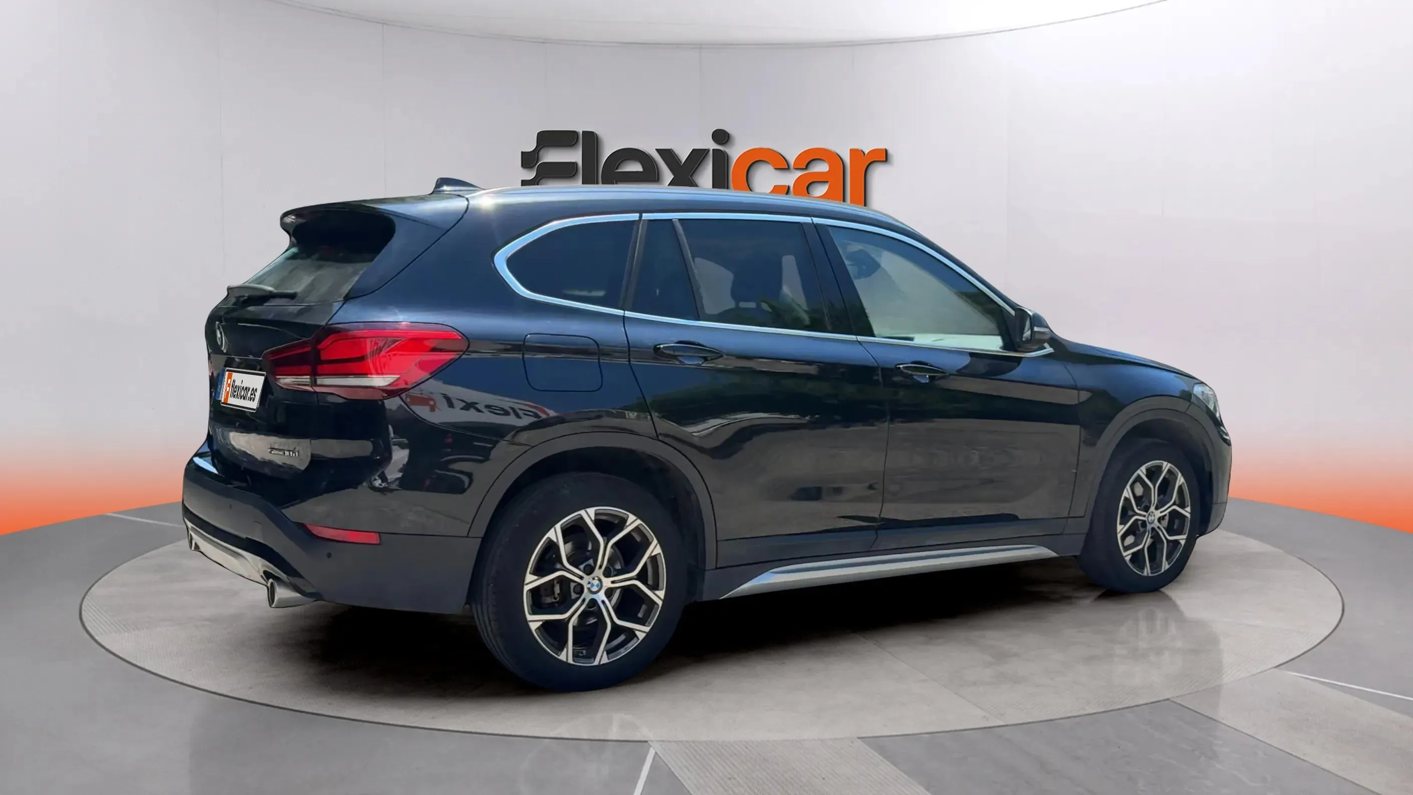 BMW X1 sDrive18d - foto 6