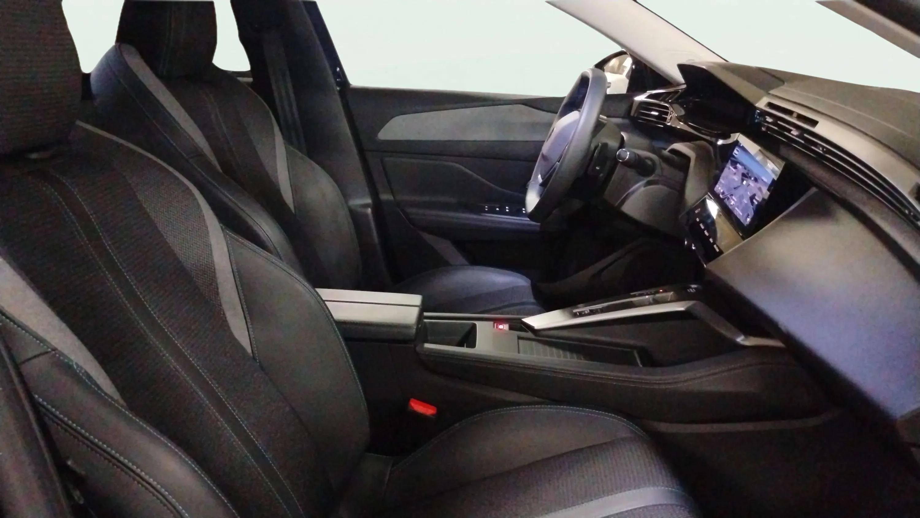 Peugeot 308 Active Hybrid 180 eEAT8 - foto 9