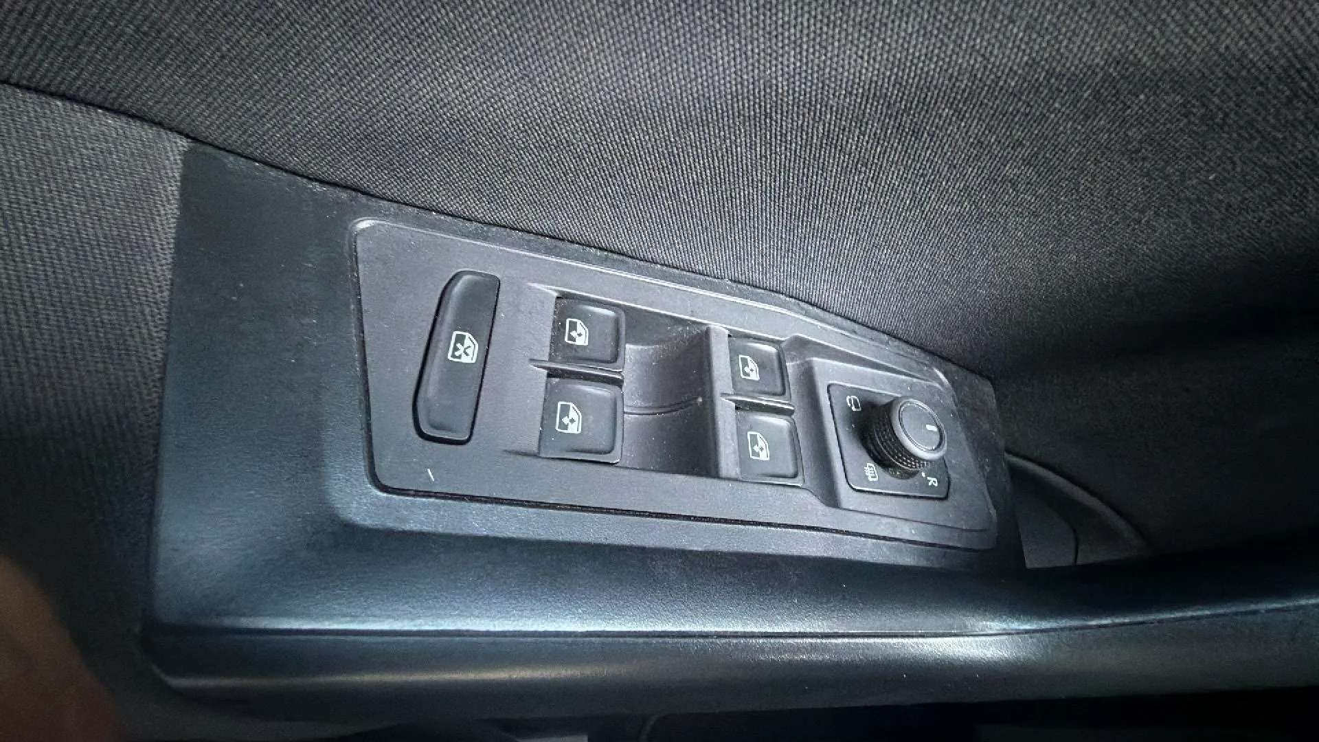 Volkswagen T-Roc Advance 1.5 TSI - foto 19