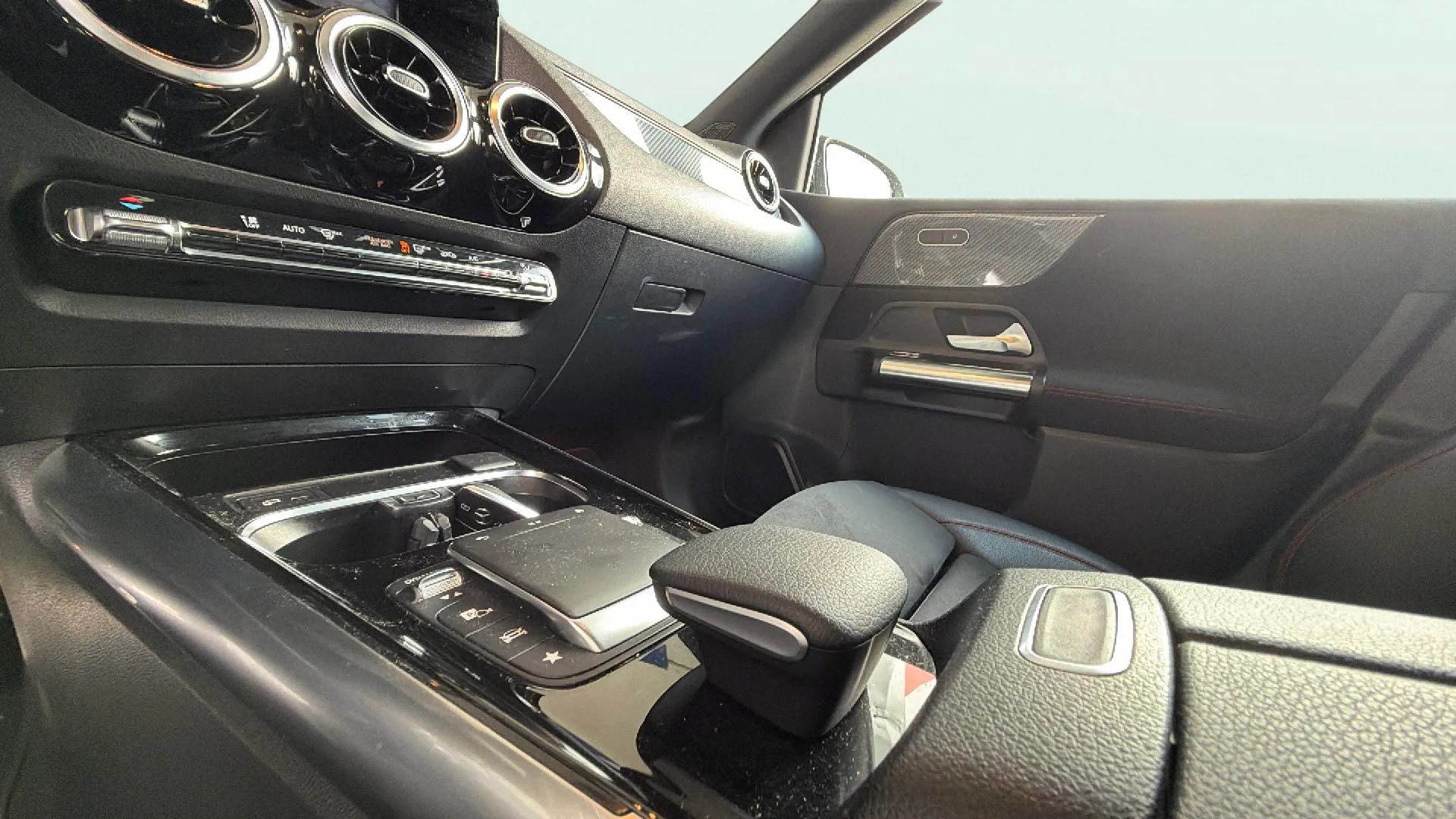 Mercedes-Benz Clase B B 200 d - foto 29