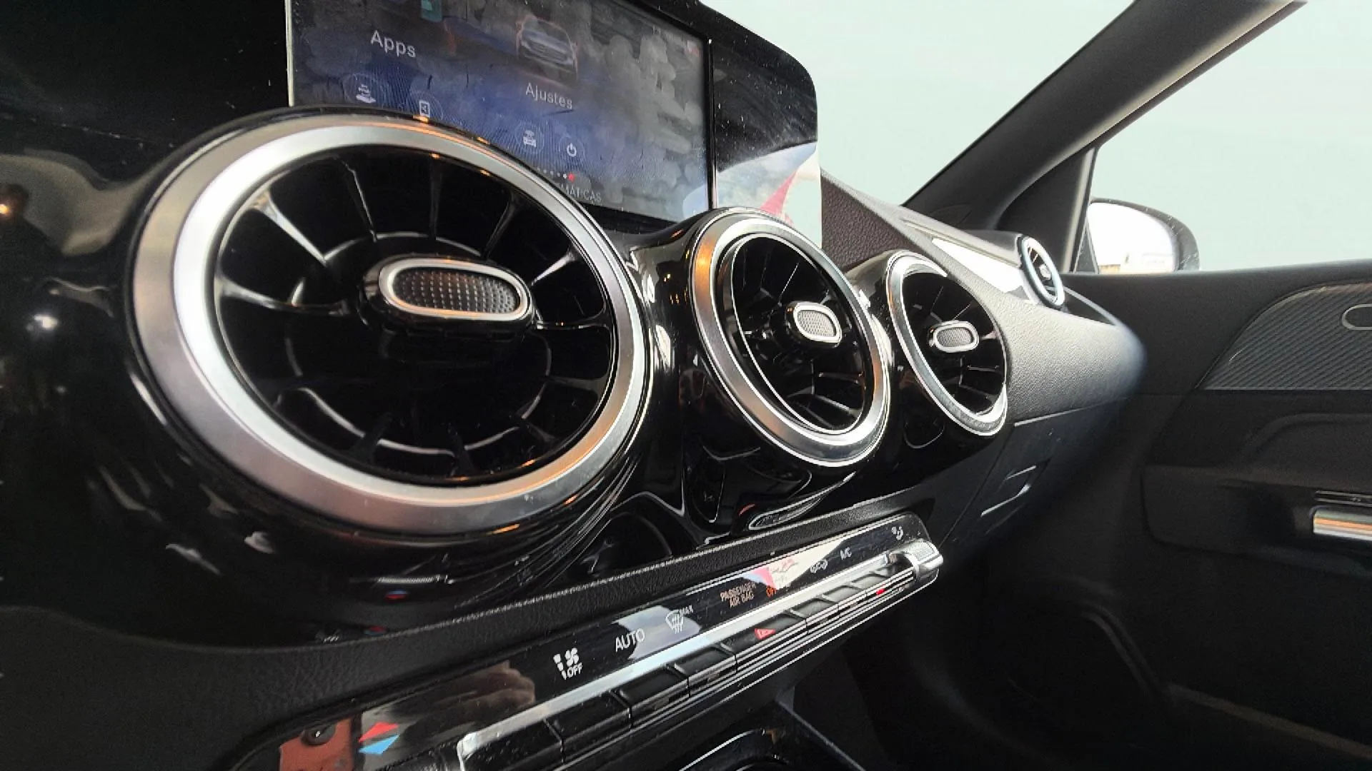 Mercedes-Benz Clase B B 200 d - foto 15