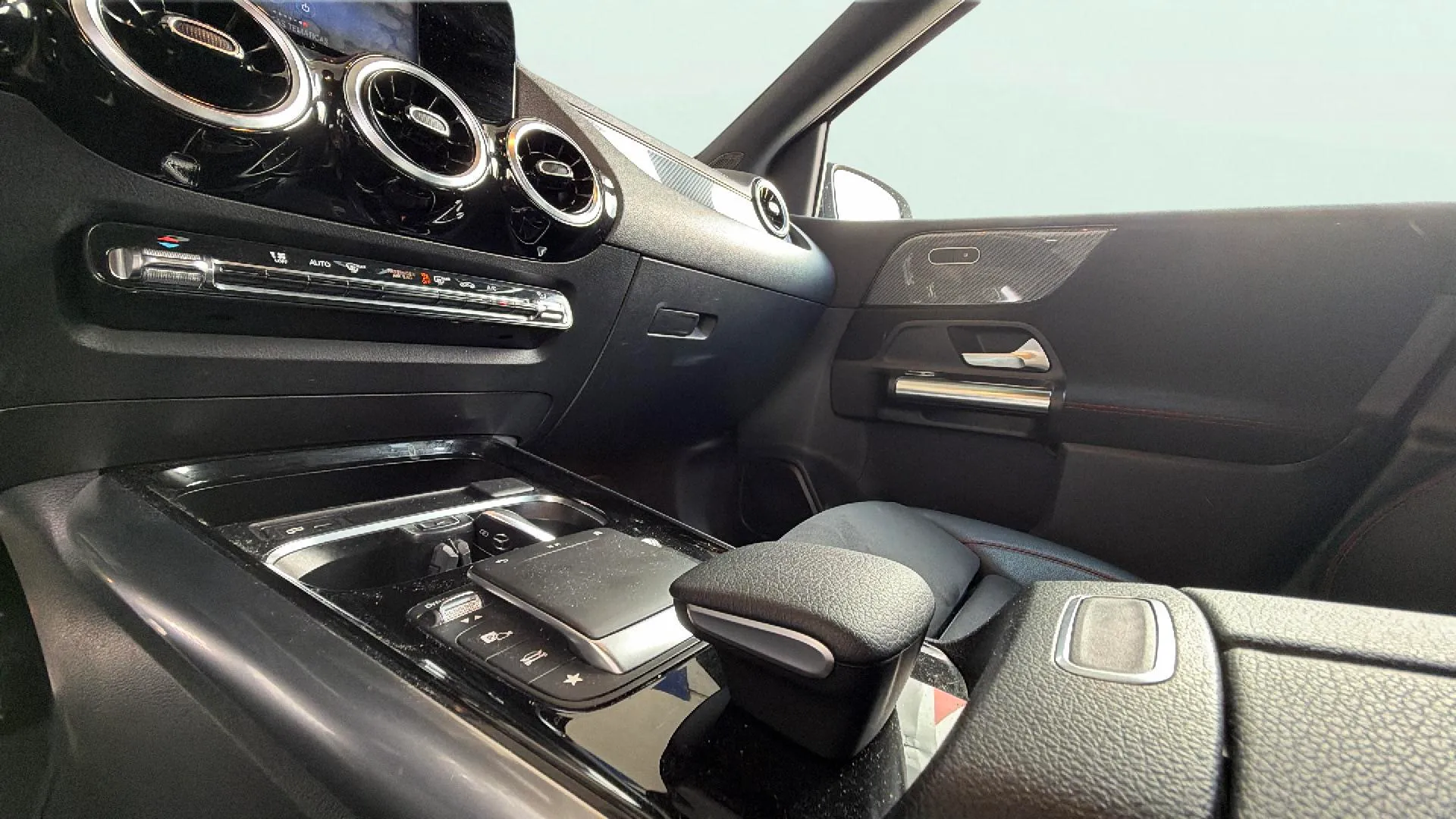 Mercedes-Benz Clase B B 200 d - foto 13