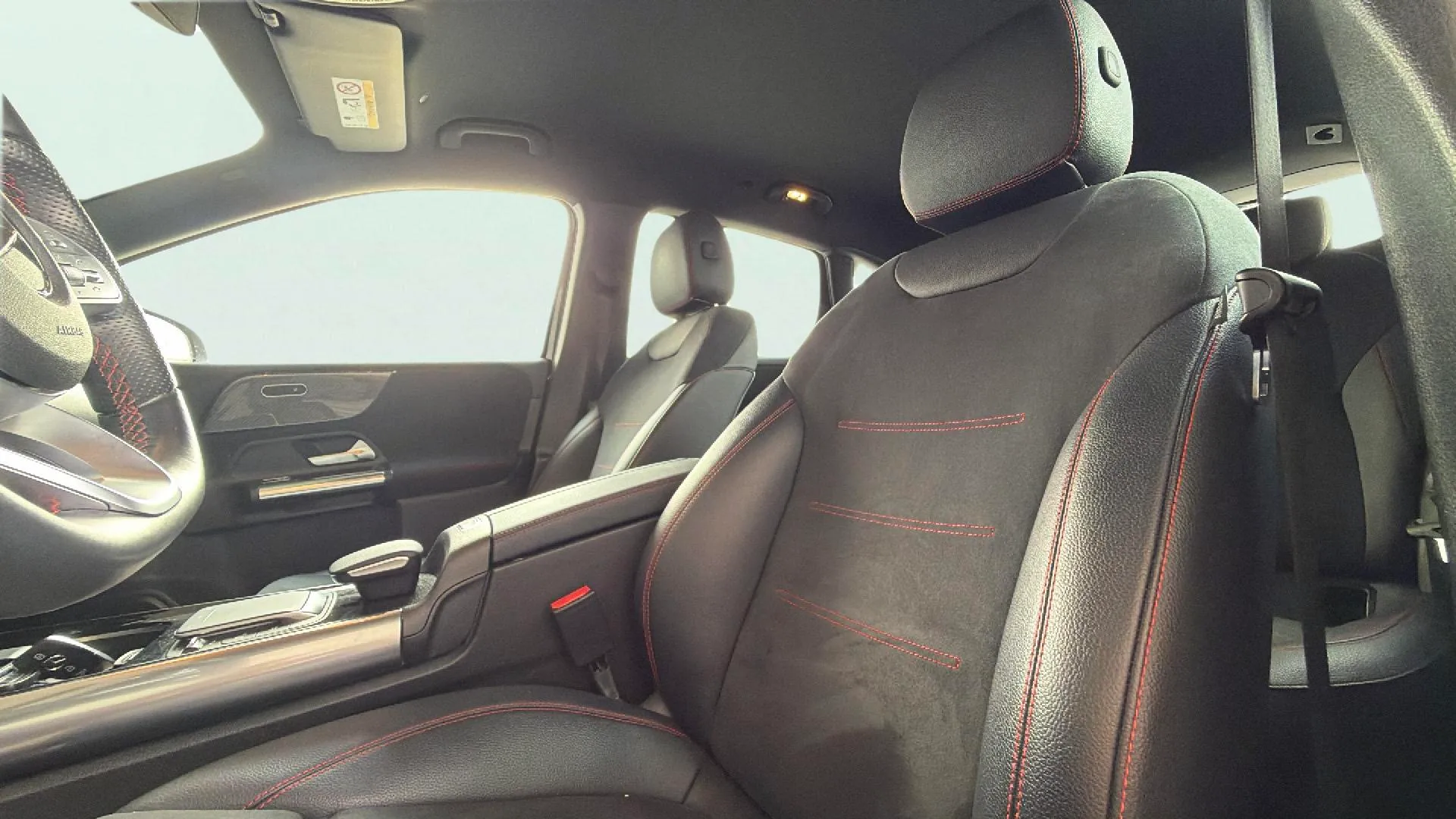 Mercedes-Benz Clase B B 200 d - foto 10