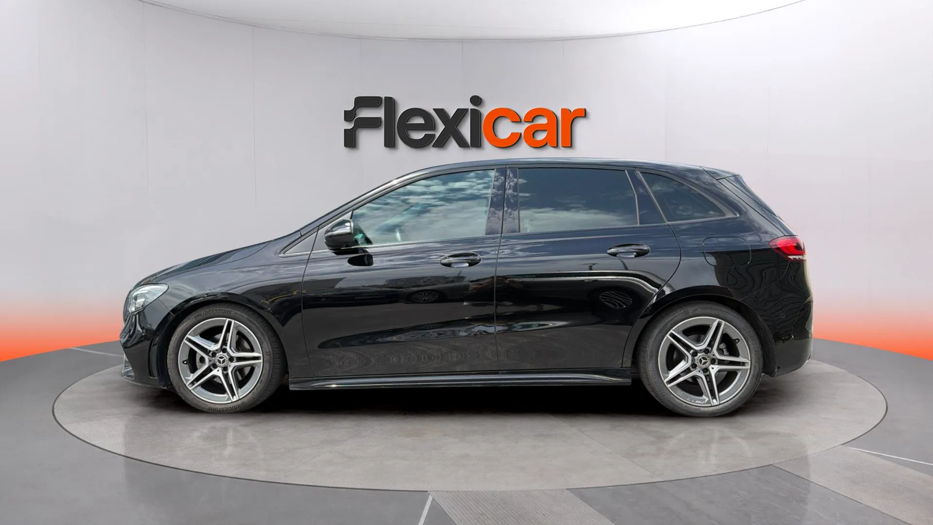 Mercedes-Benz Clase B B 200 d - foto 4