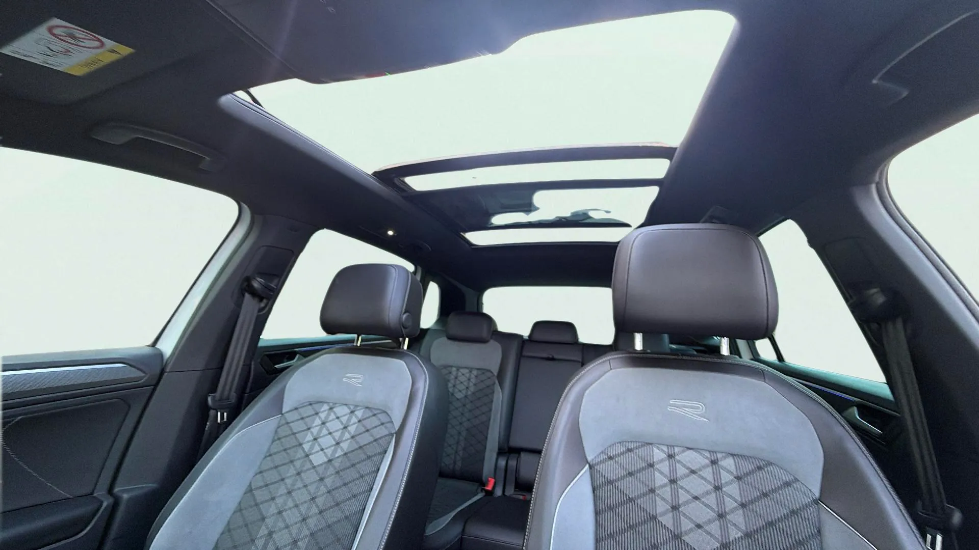 Volkswagen Tiguan R-Line 2.0 TDI DSG - foto 20