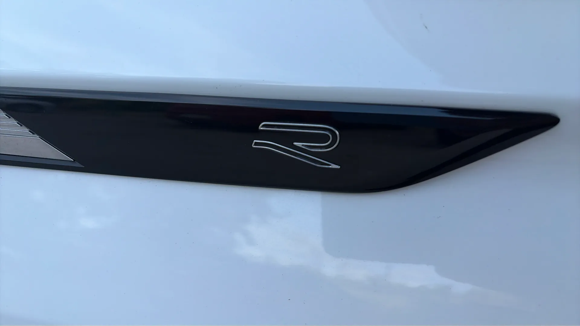 Volkswagen Tiguan R-Line 2.0 TDI DSG - foto 18
