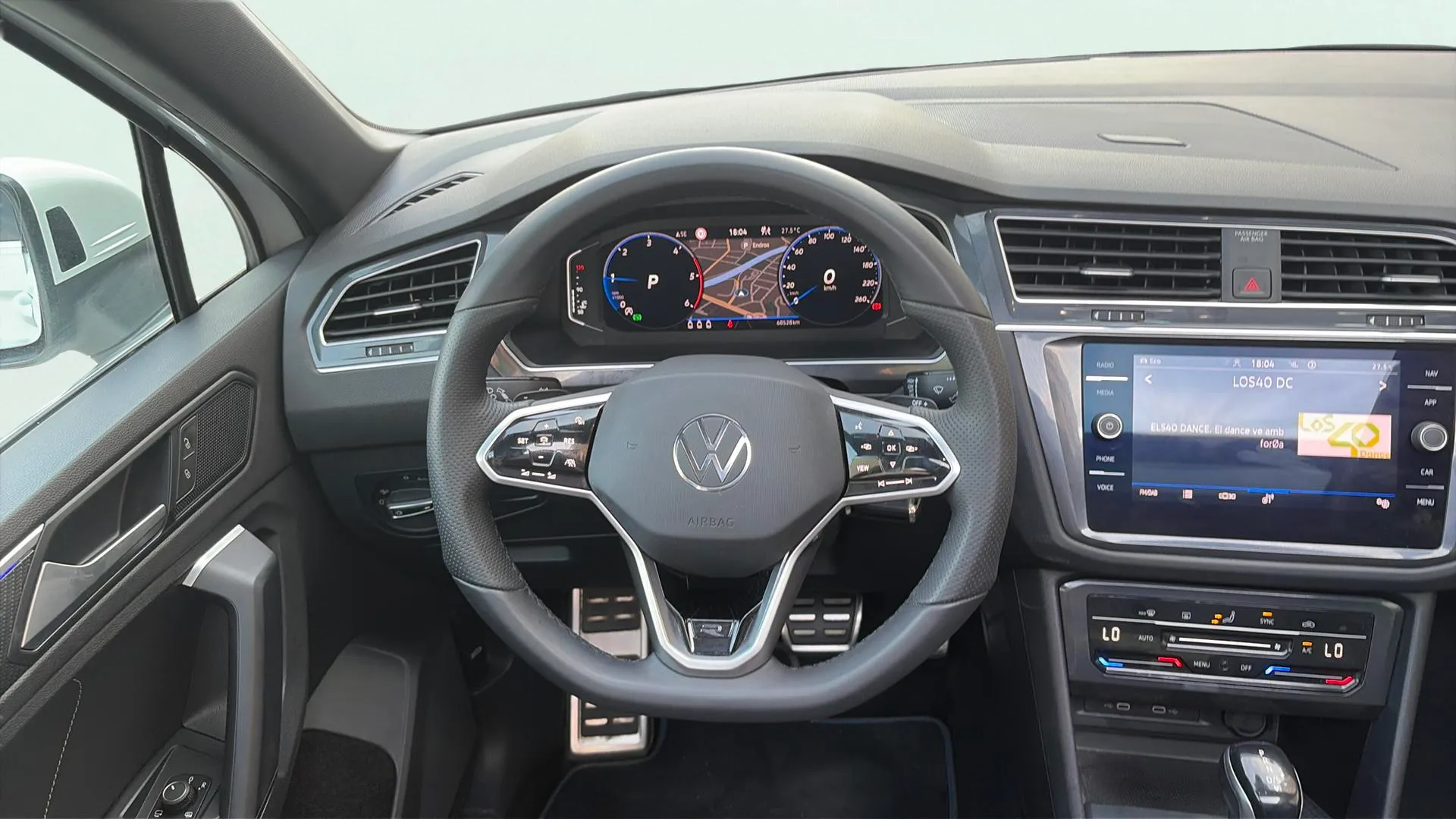 Volkswagen Tiguan R-Line 2.0 TDI DSG - foto 11