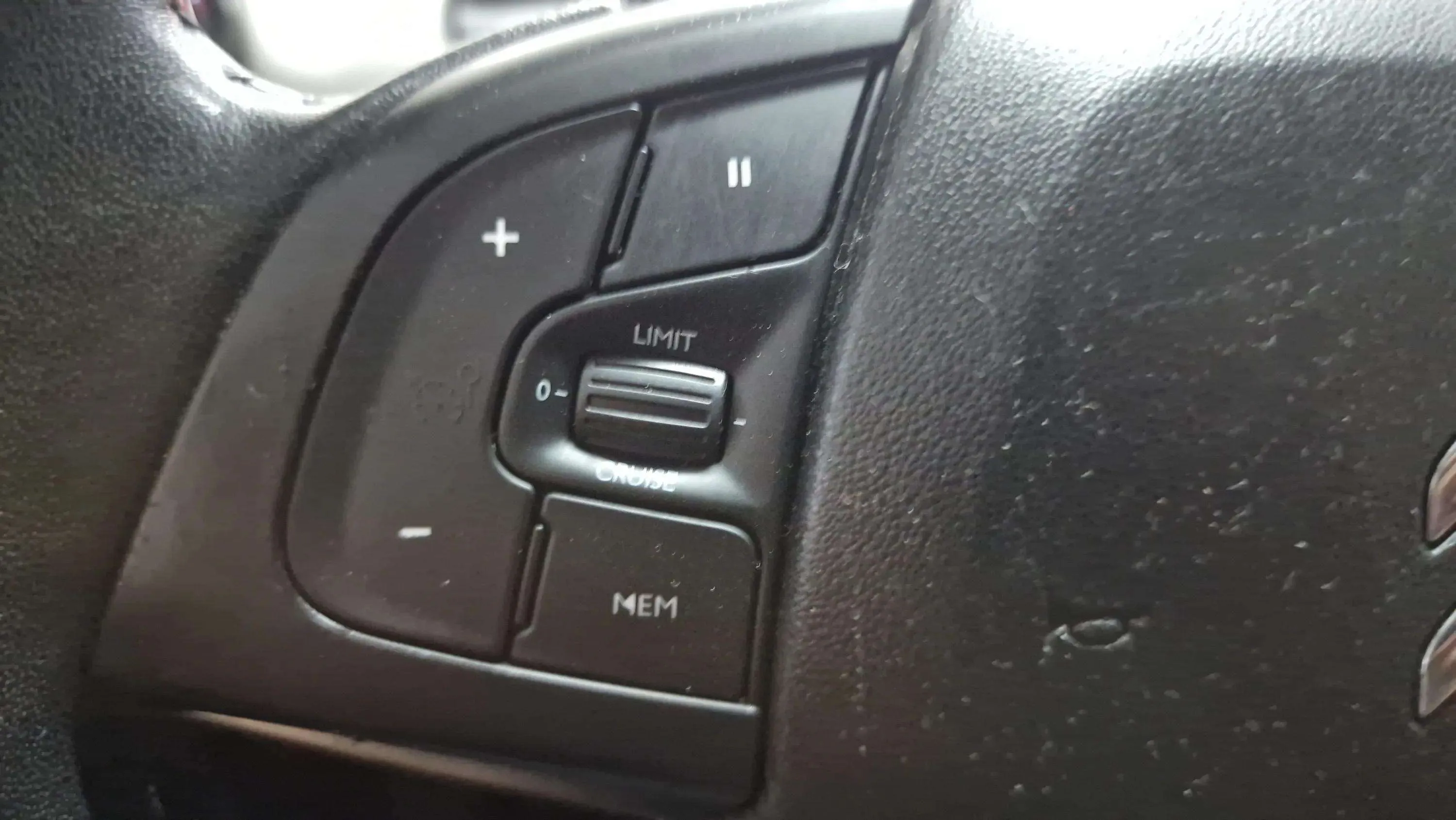 Citroën C4 Cactus PureTech Feel - foto 16