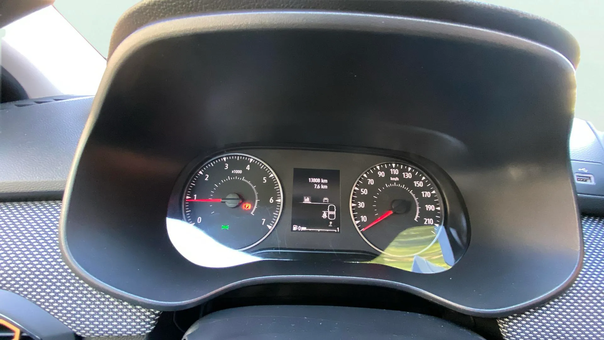 Dacia Sandero Stepway Essential TCe 1.0 SS - foto 12