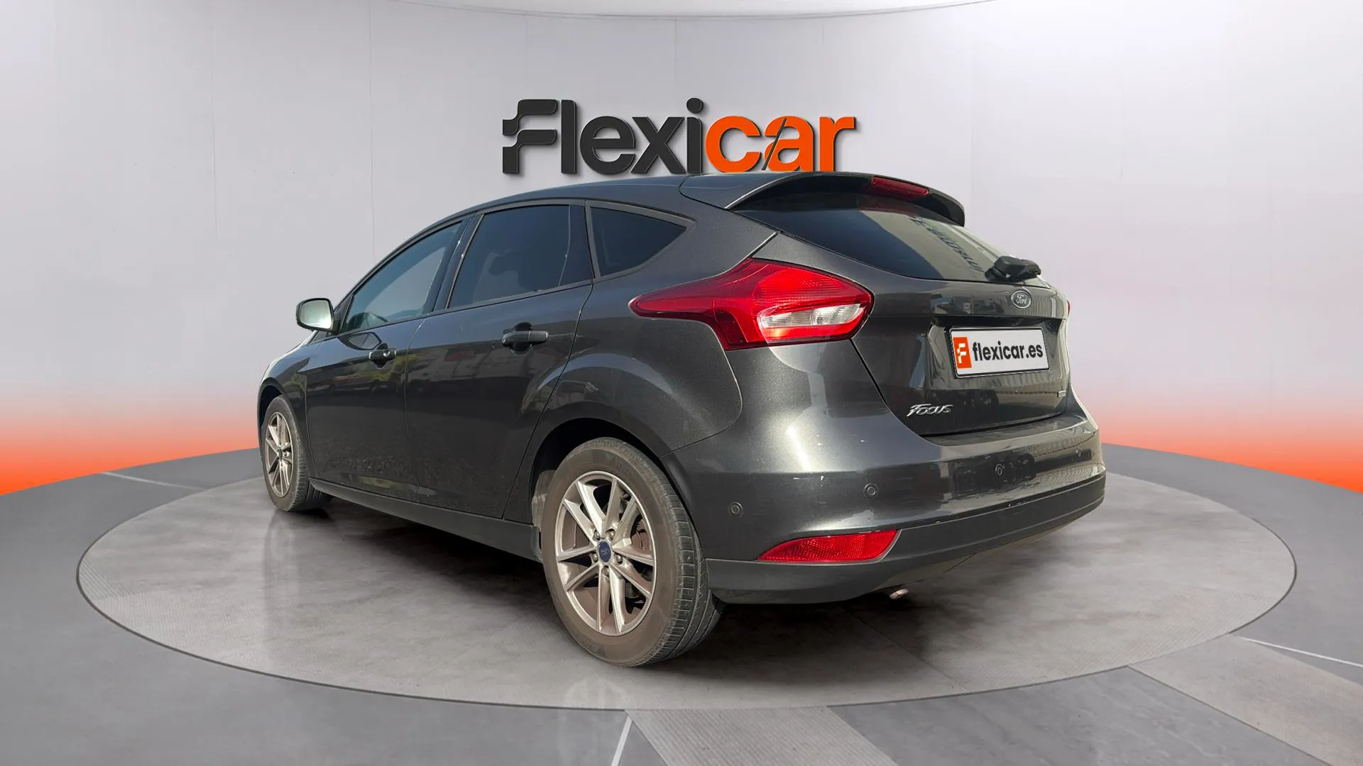 Ford Focus 1.0 EcoBoost Titanium - foto 4