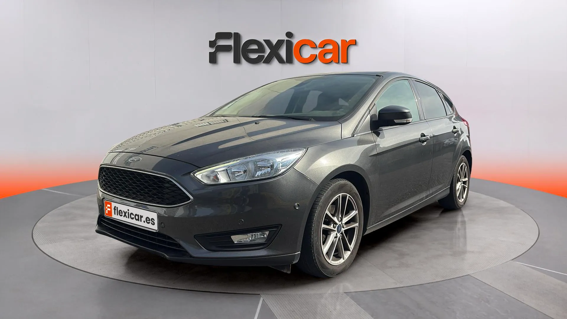 Ford Focus 1.0 EcoBoost Titanium - foto 2