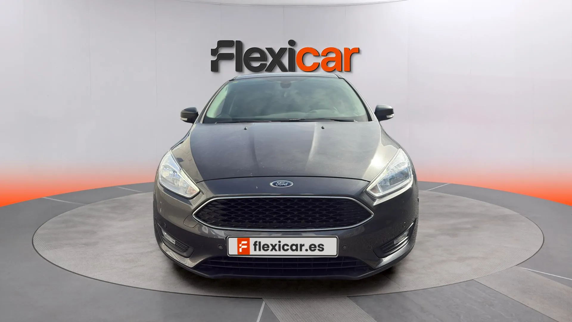 Ford Focus 1.0 EcoBoost Titanium - foto 8