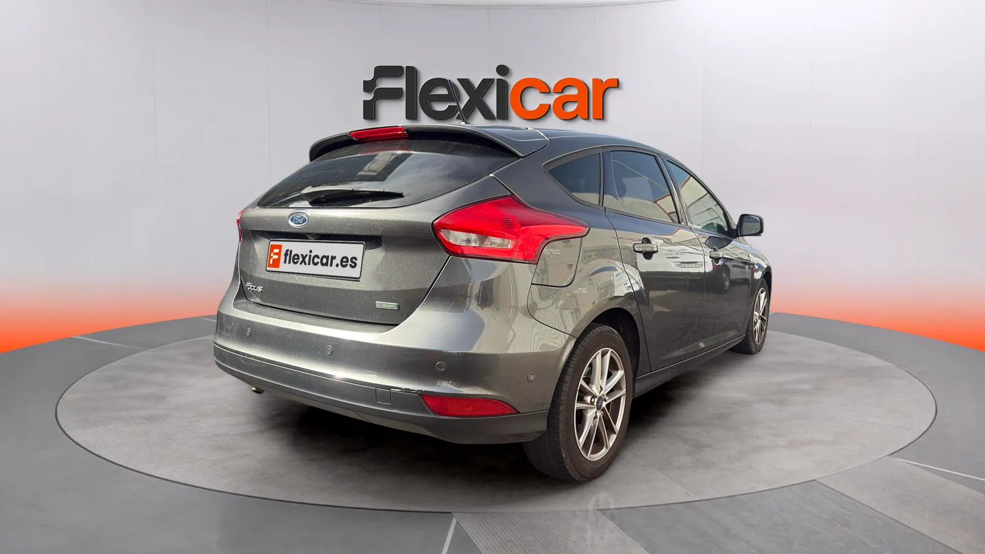 Ford Focus 1.0 EcoBoost Titanium - foto 6