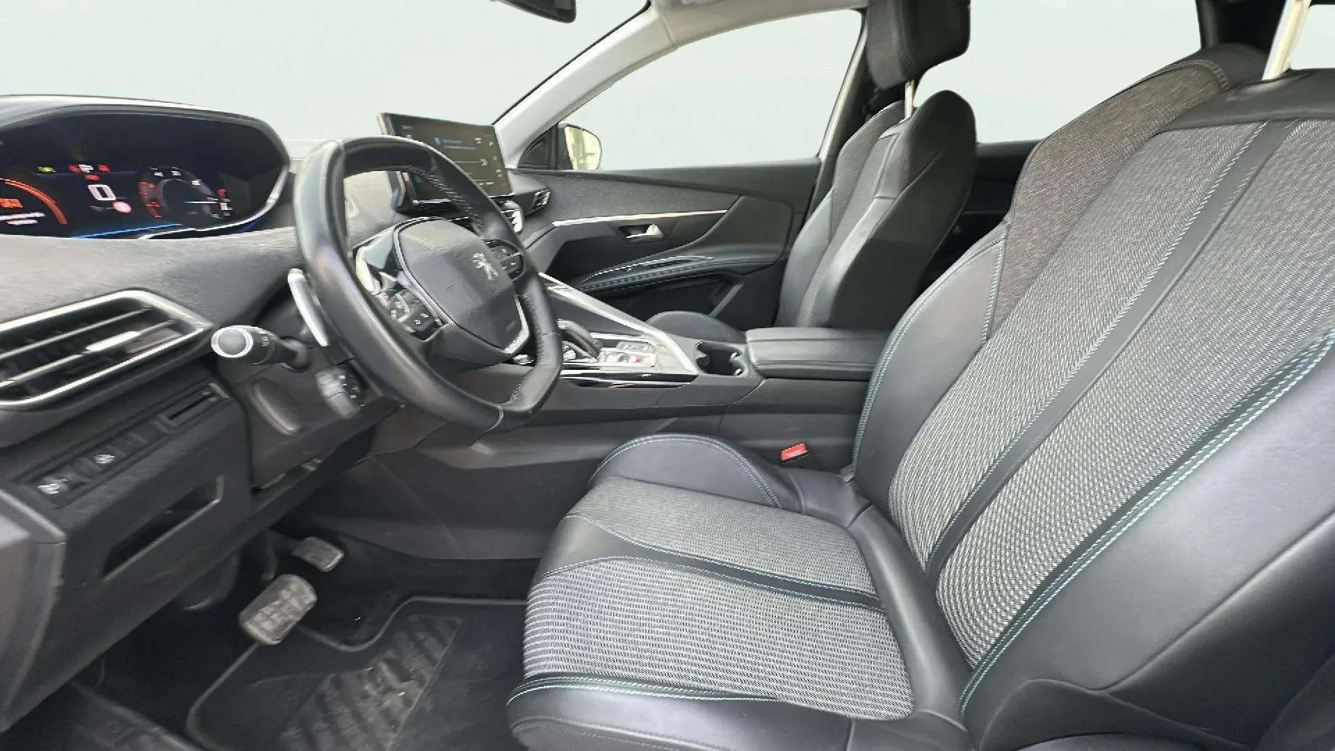 Peugeot 3008 1.5 BlueHDi Allure Pack EAT8 - foto 19