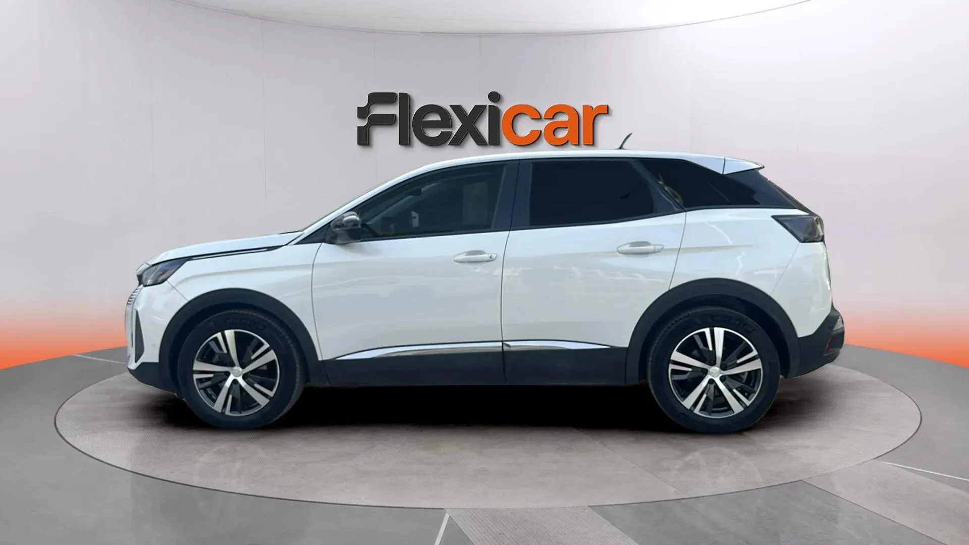 Peugeot 3008 1.5 BlueHDi Allure Pack EAT8 - foto 4