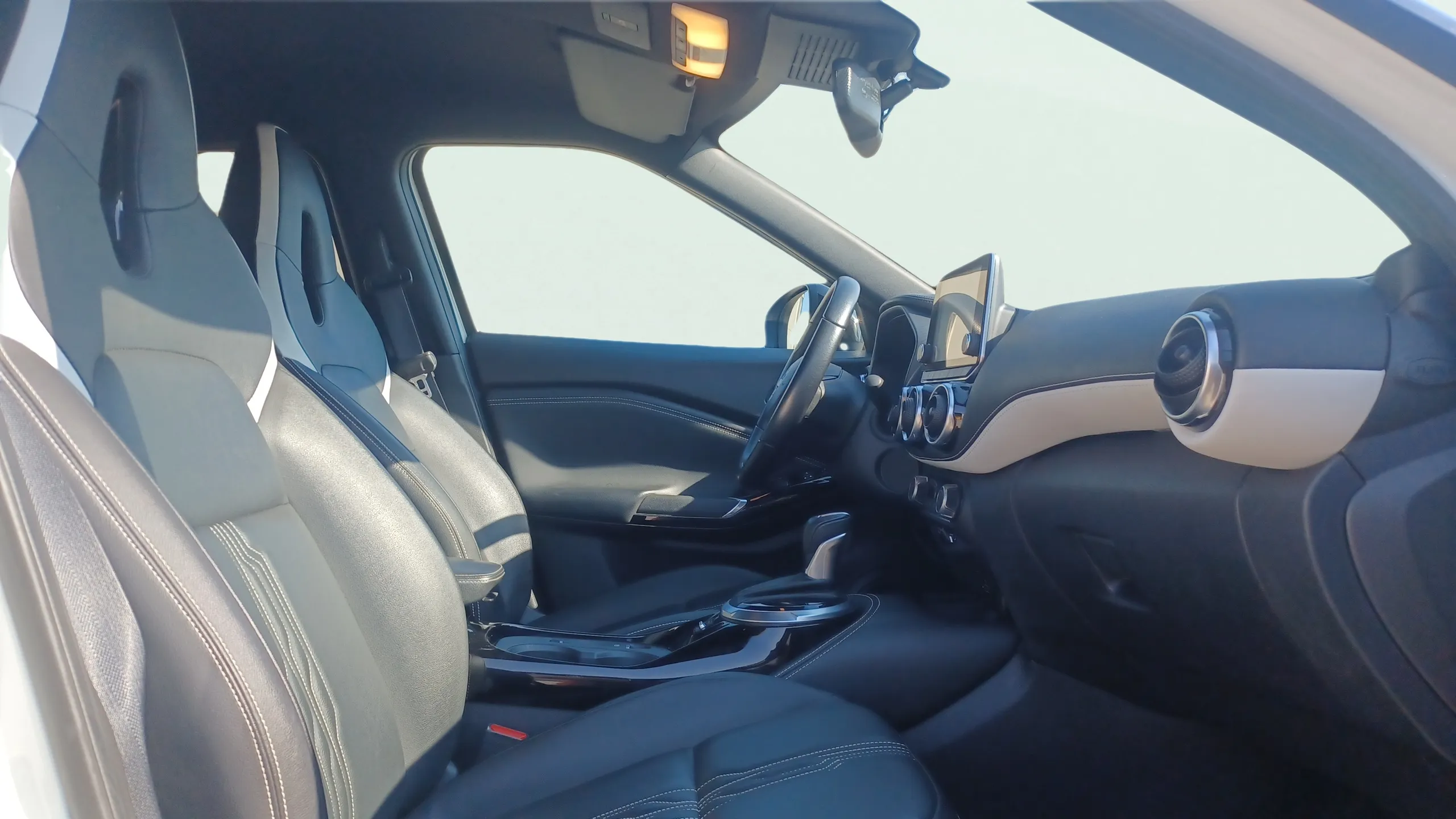 Nissan Juke 1.6 Hybrid Première Edition - foto 14