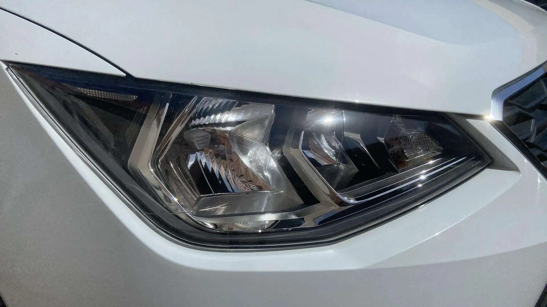 SEAT Arona 1.5 TSI FR - foto 9