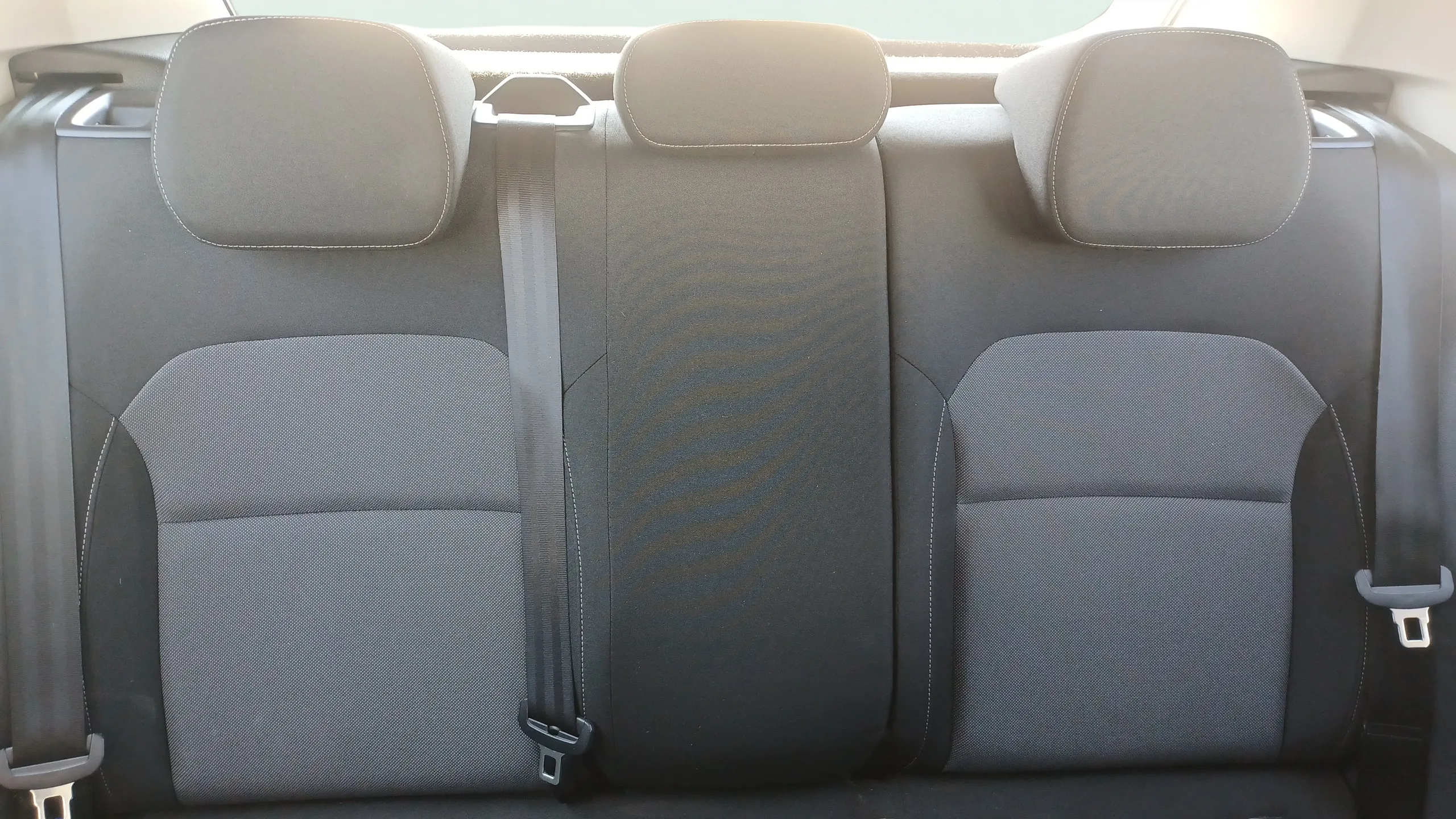 Škoda Fabia 1.0 TSI Active - foto 15