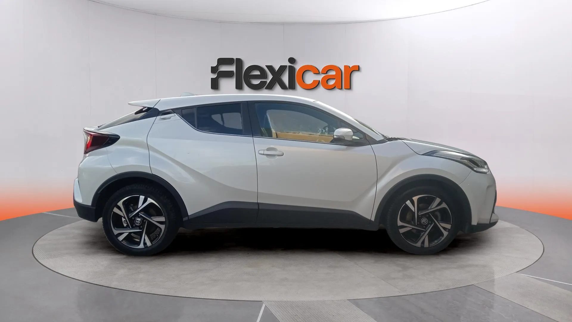 Toyota C-HR 1.8 140H Active - foto 12
