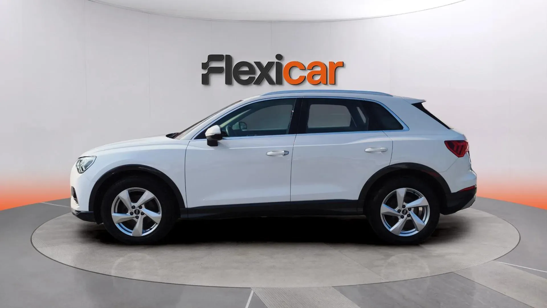 Audi Q3 35 TDI quattro - foto 4