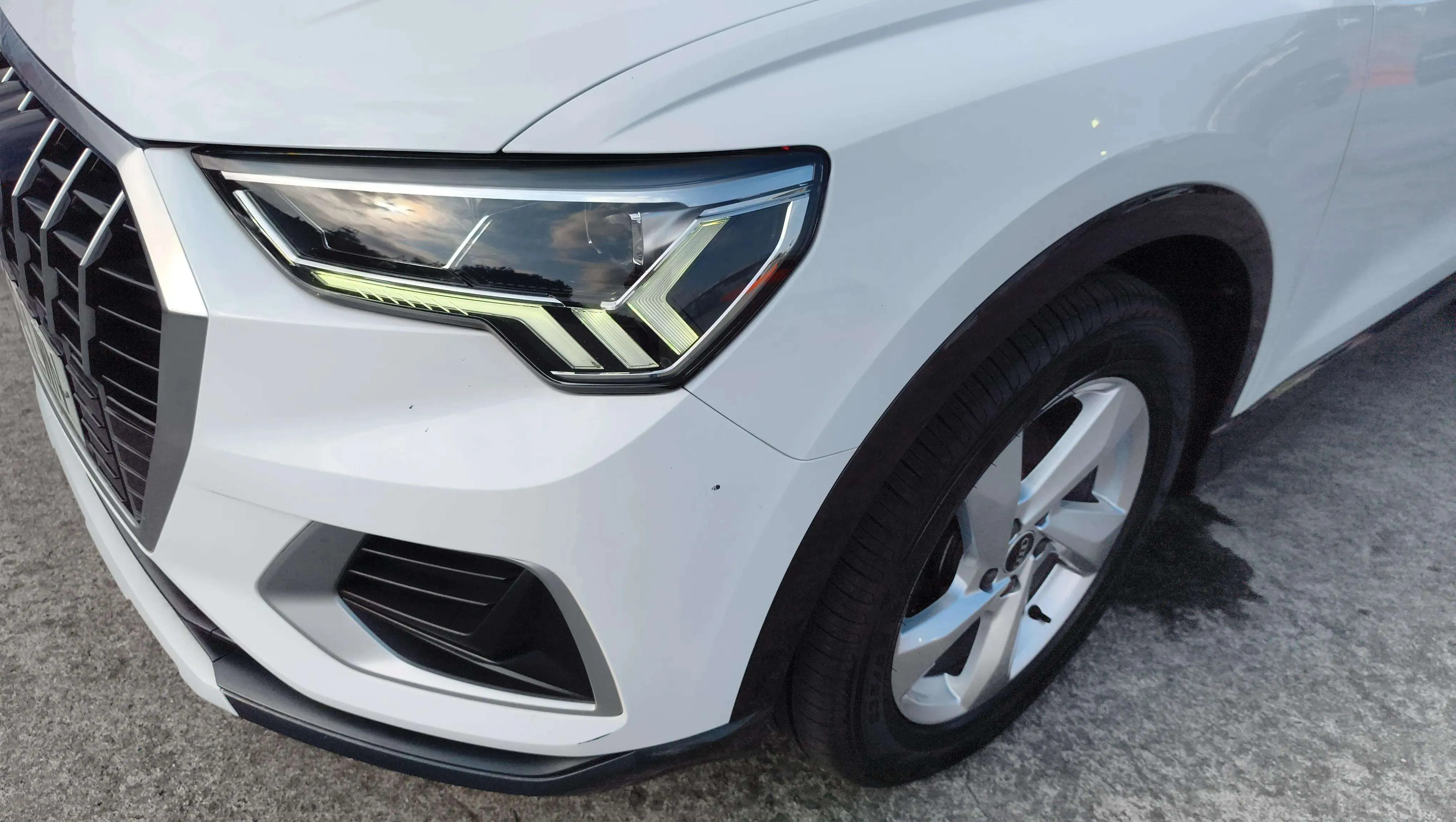Audi Q3 35 TDI quattro - foto 11