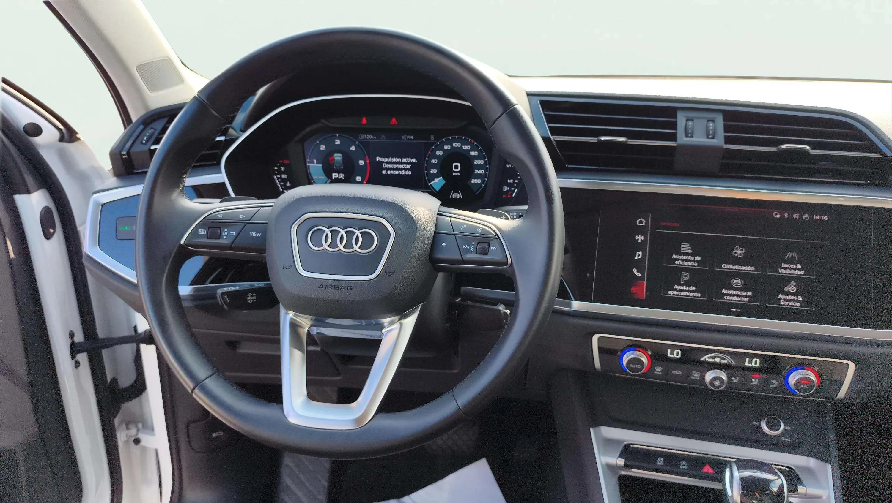 Audi Q3 35 TDI quattro - foto 14