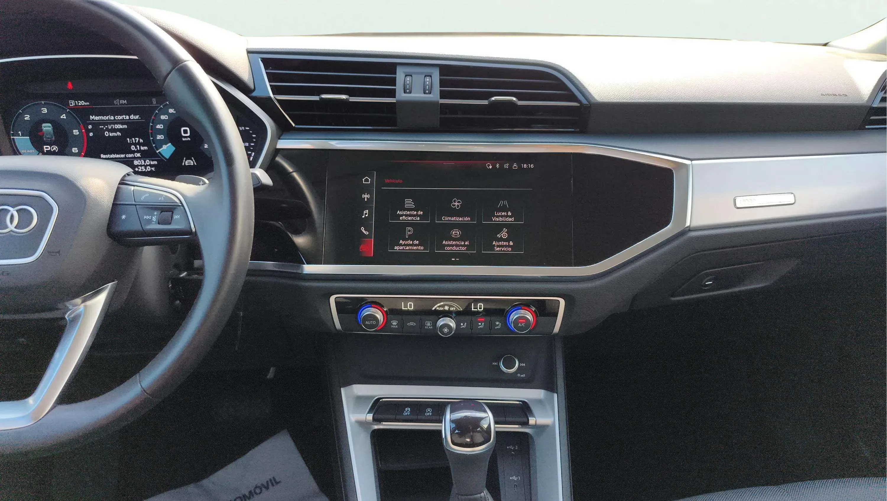 Audi Q3 35 TDI quattro - foto 13