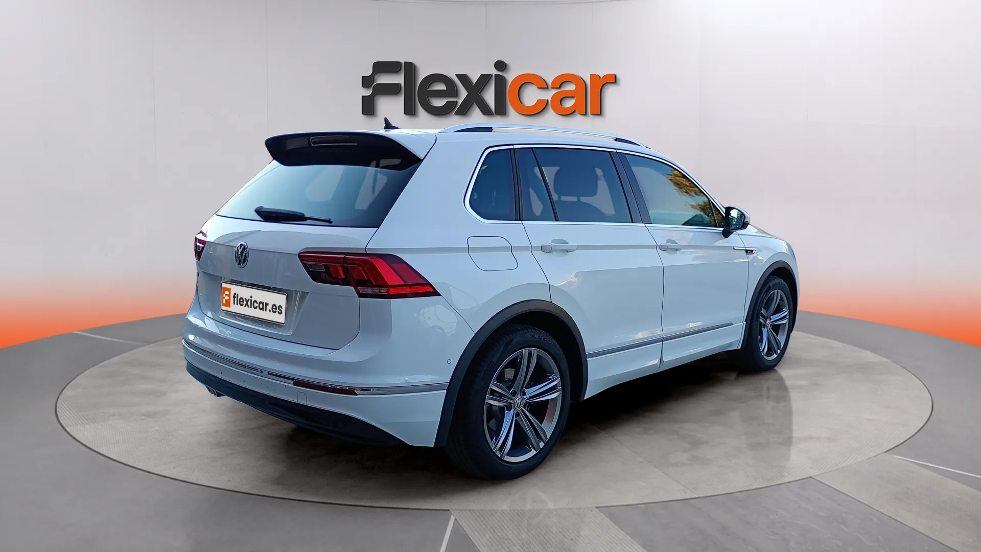Volkswagen Tiguan R-Line 1.5 TSI DSG - foto 6