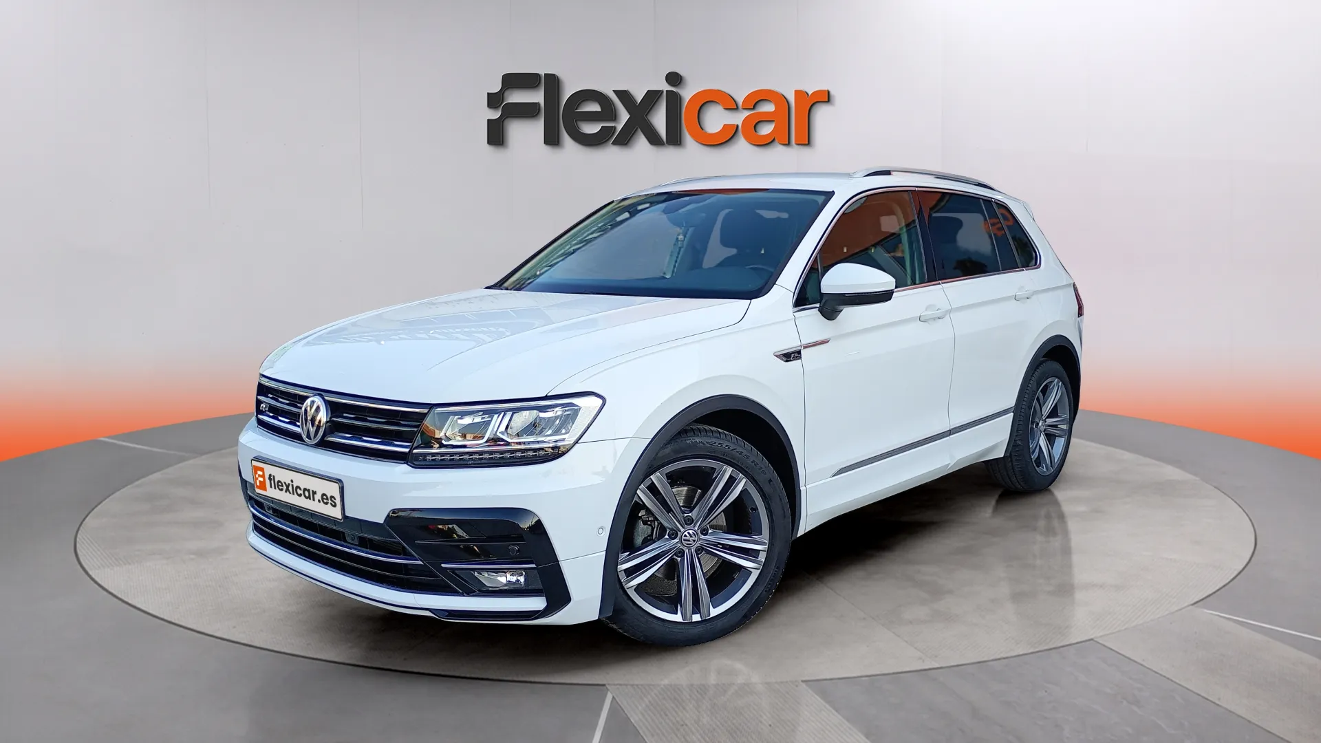 Volkswagen Tiguan R-Line 1.5 TSI DSG - foto 2