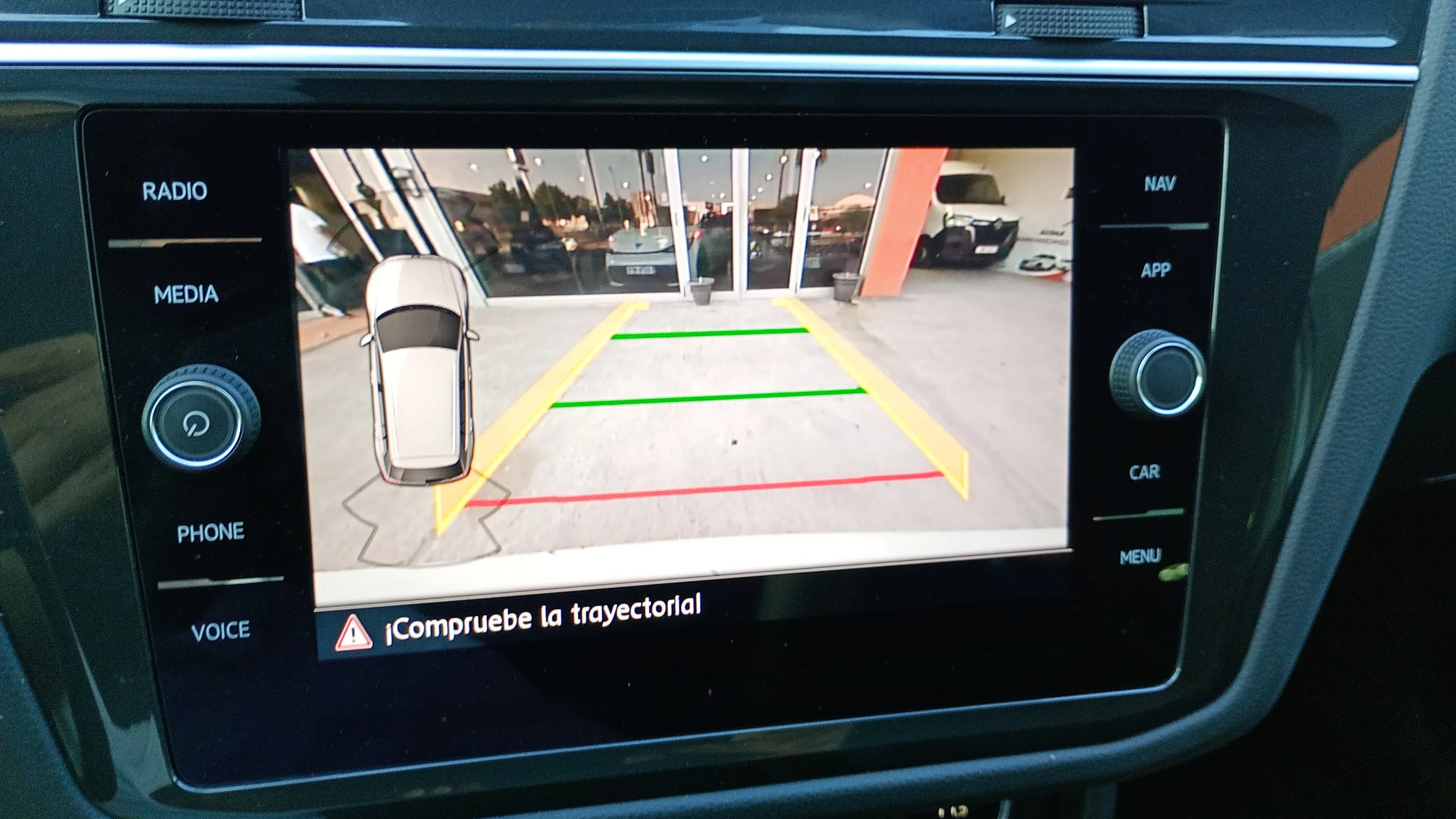 Volkswagen Tiguan R-Line 1.5 TSI DSG - foto 19