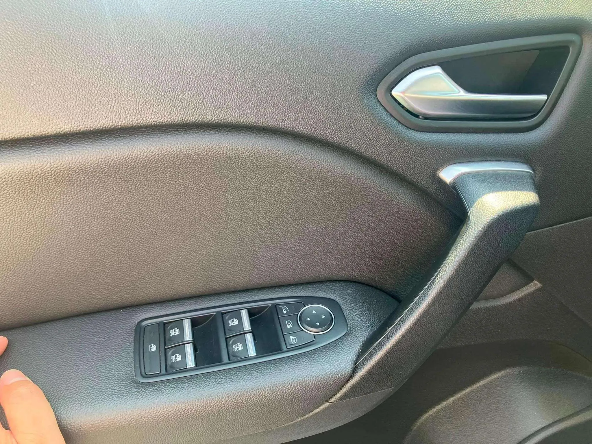 Renault Captur Zen TCe 140 EDC GPF Micro Híbrido - foto 21