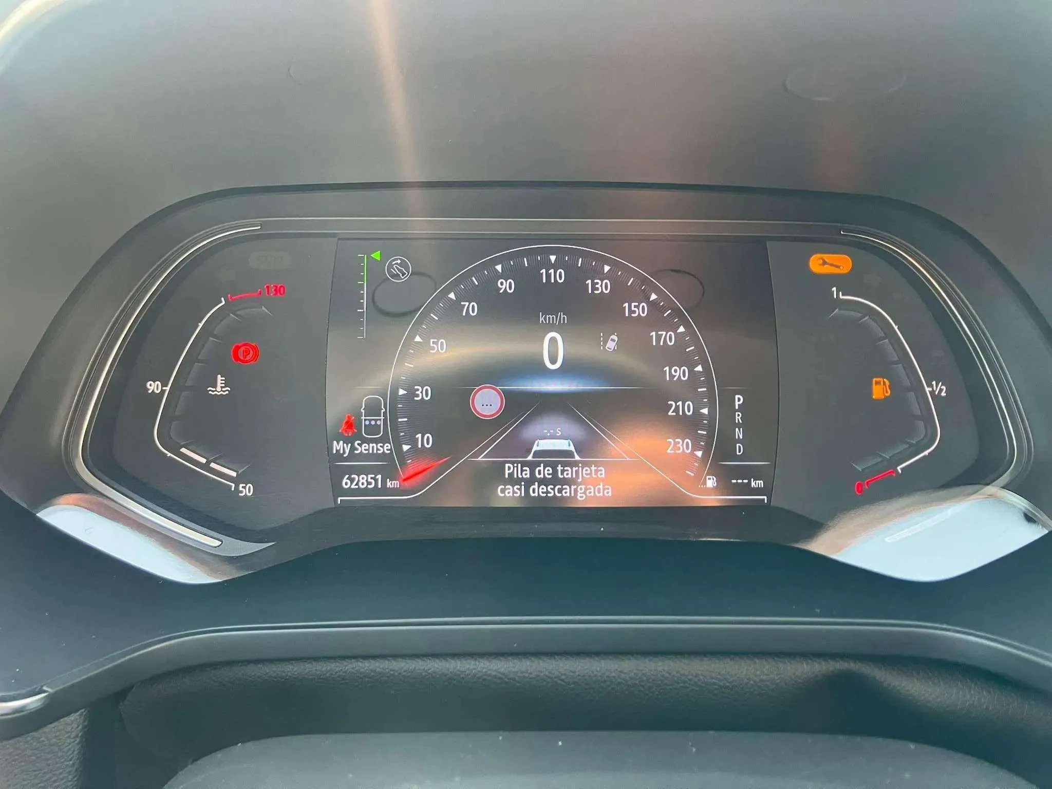 Renault Captur Zen TCe 140 EDC GPF Micro Híbrido - foto 16