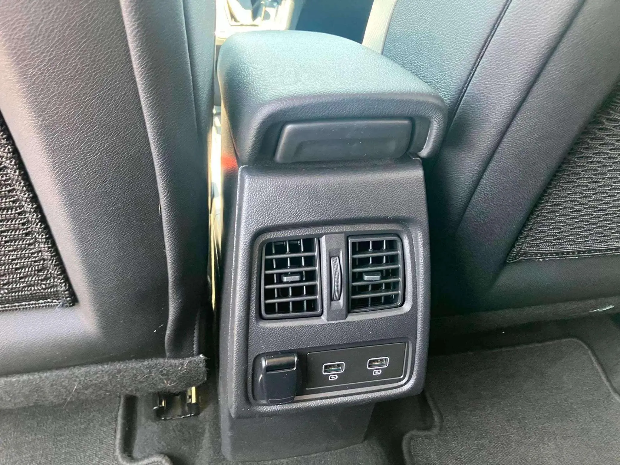 Renault Captur Zen TCe 140 EDC GPF Micro Híbrido - foto 23